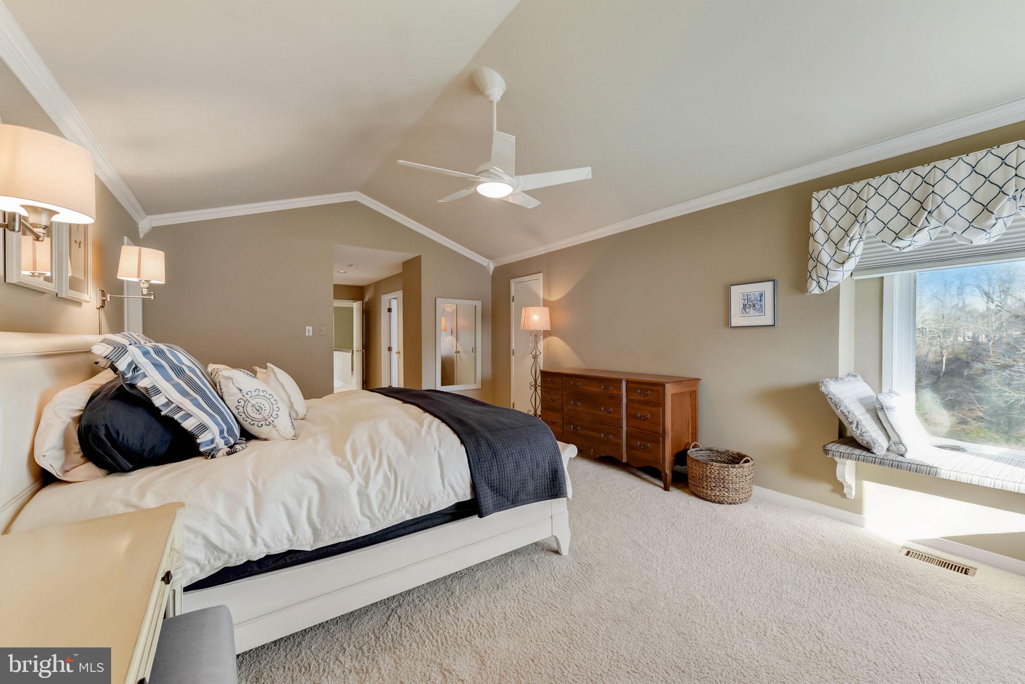 HILLS AT NORTHAMPT - Residential