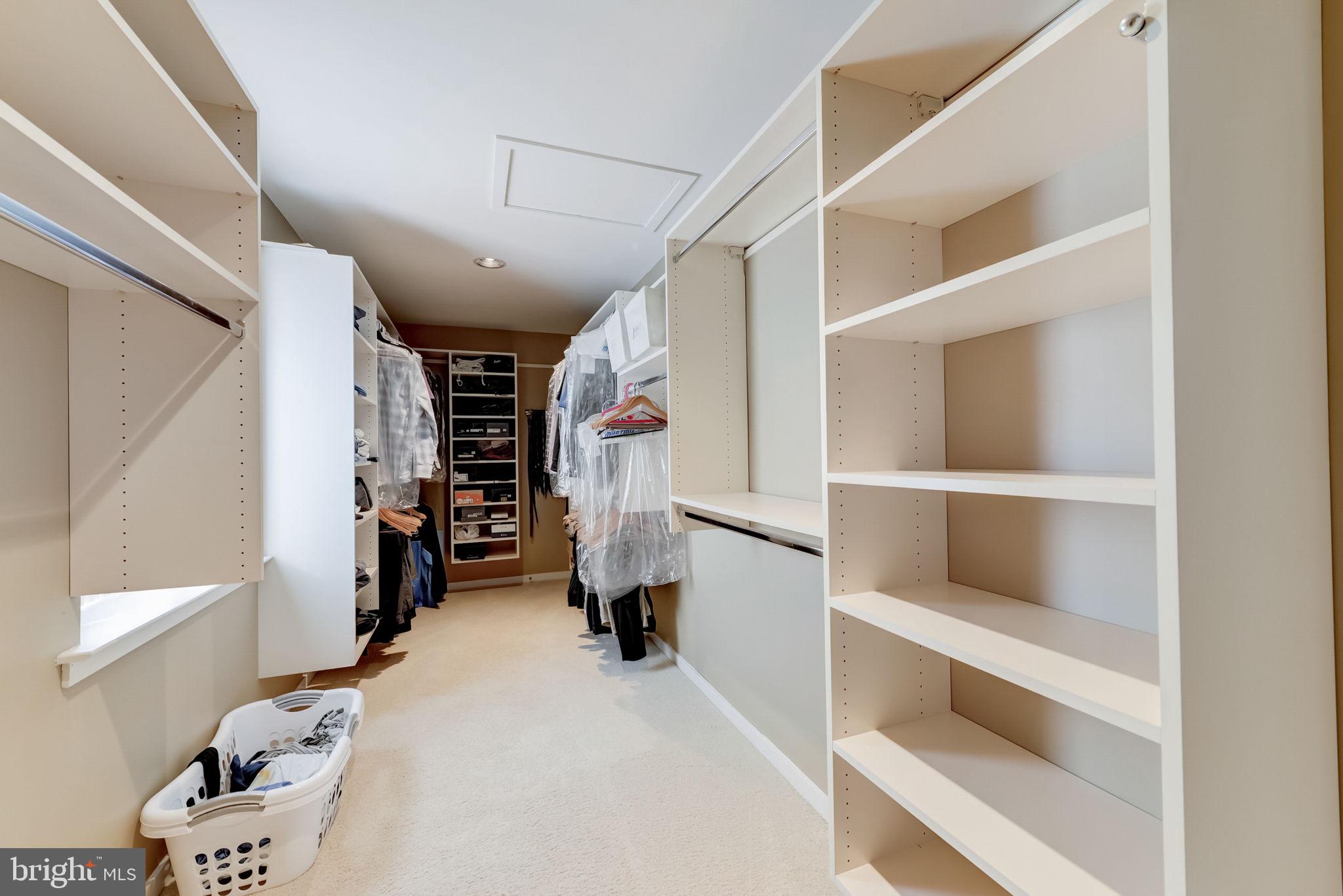 HILLS AT NORTHAMPT - Residential