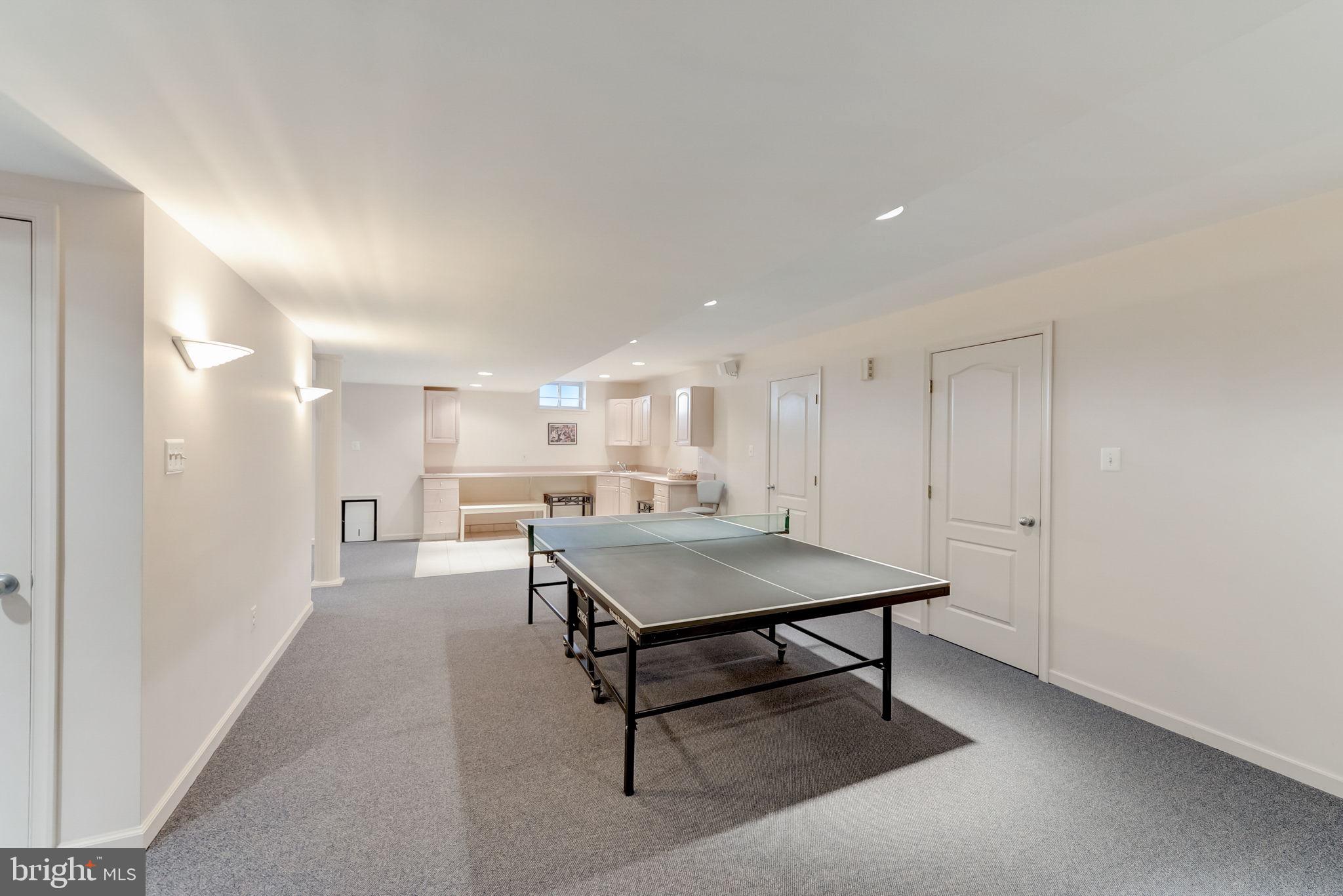 HILLS AT NORTHAMPT - Residential