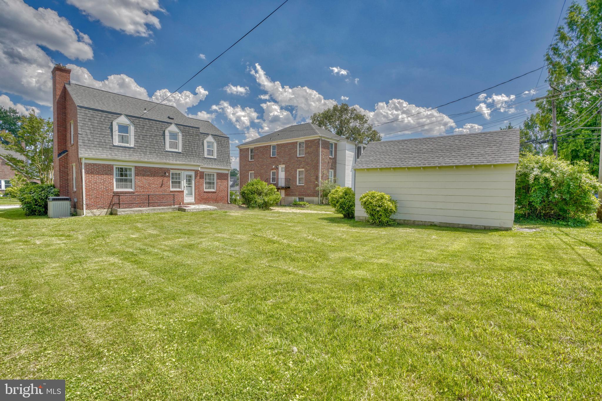 VILLA CRESTA - Residential