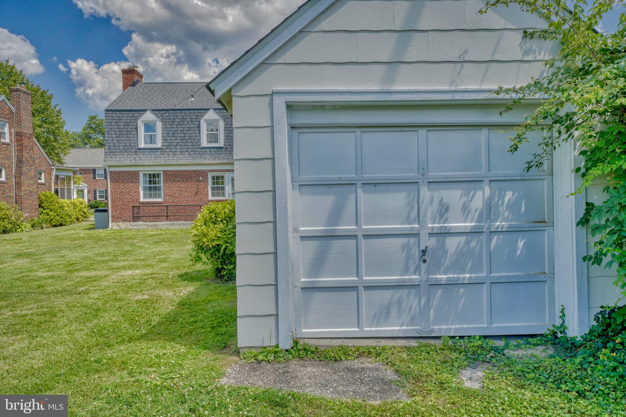 VILLA CRESTA - Residential