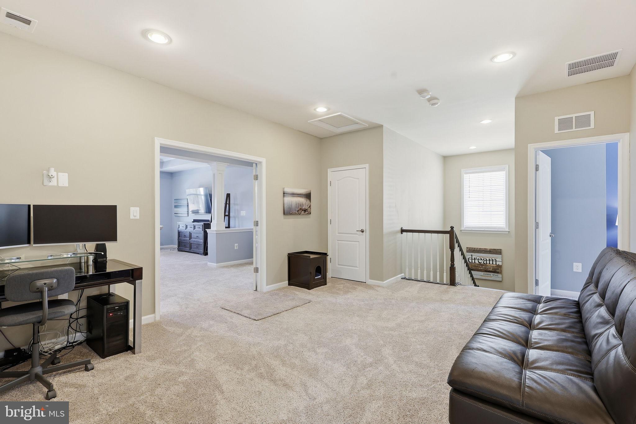 EMBREY MILL - Residential