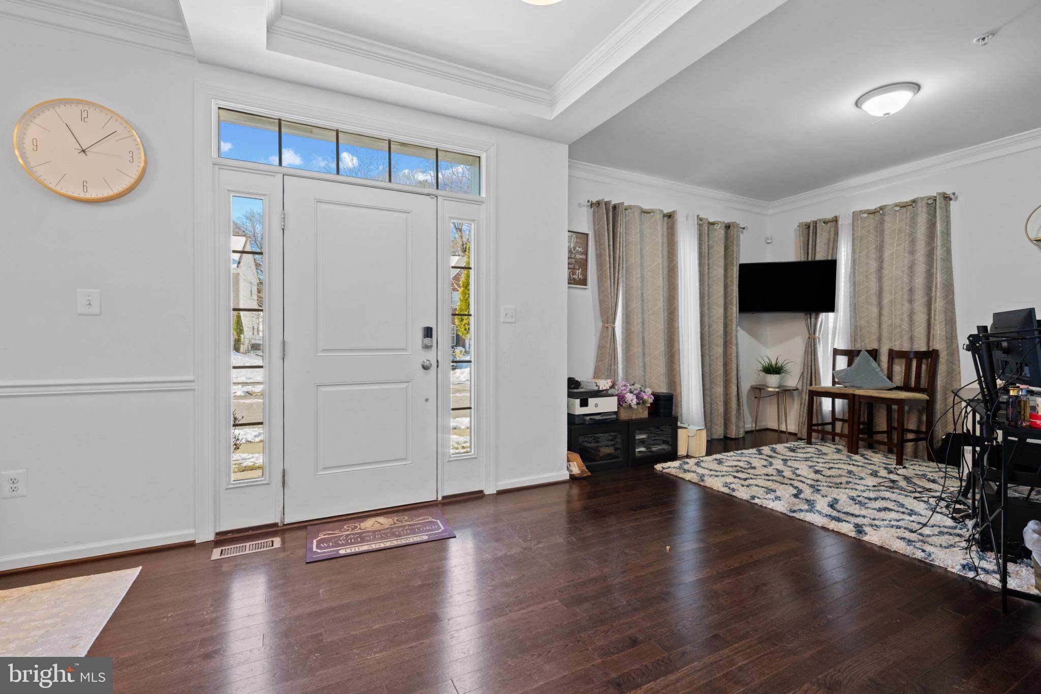 9104 CRYSTAL OAKS LANE