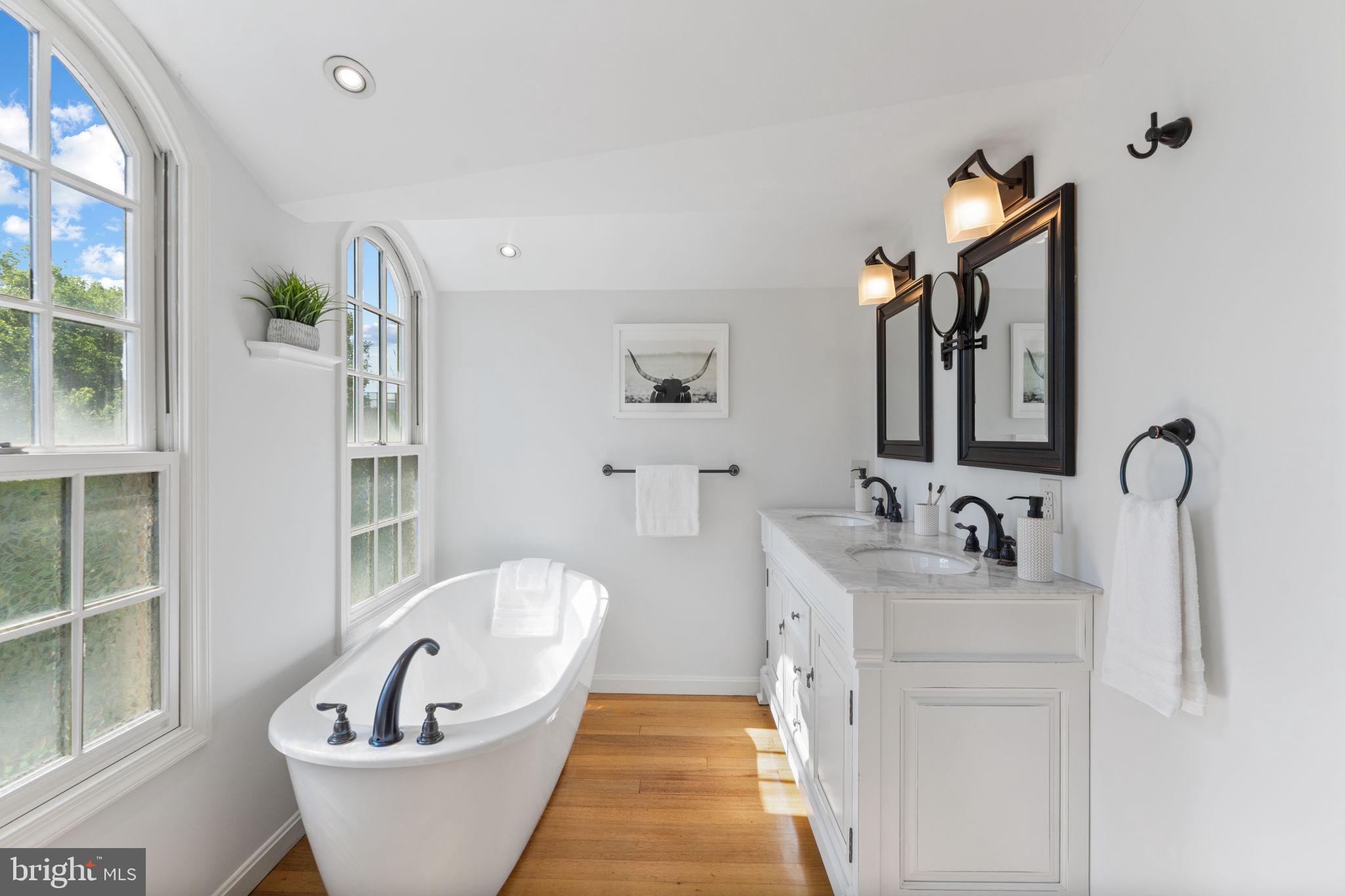 YATES GARDENS - Residential