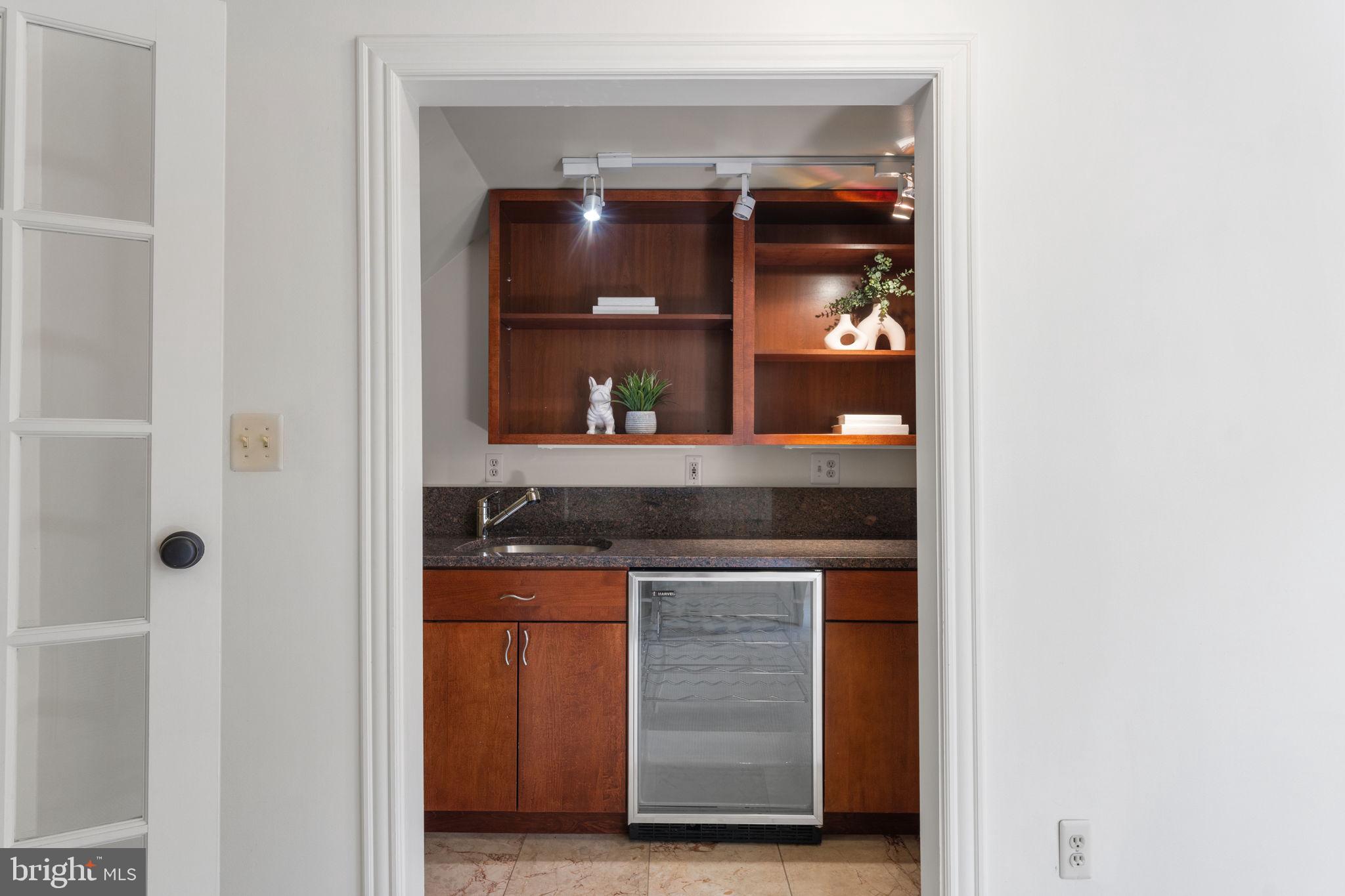 YATES GARDENS - Residential