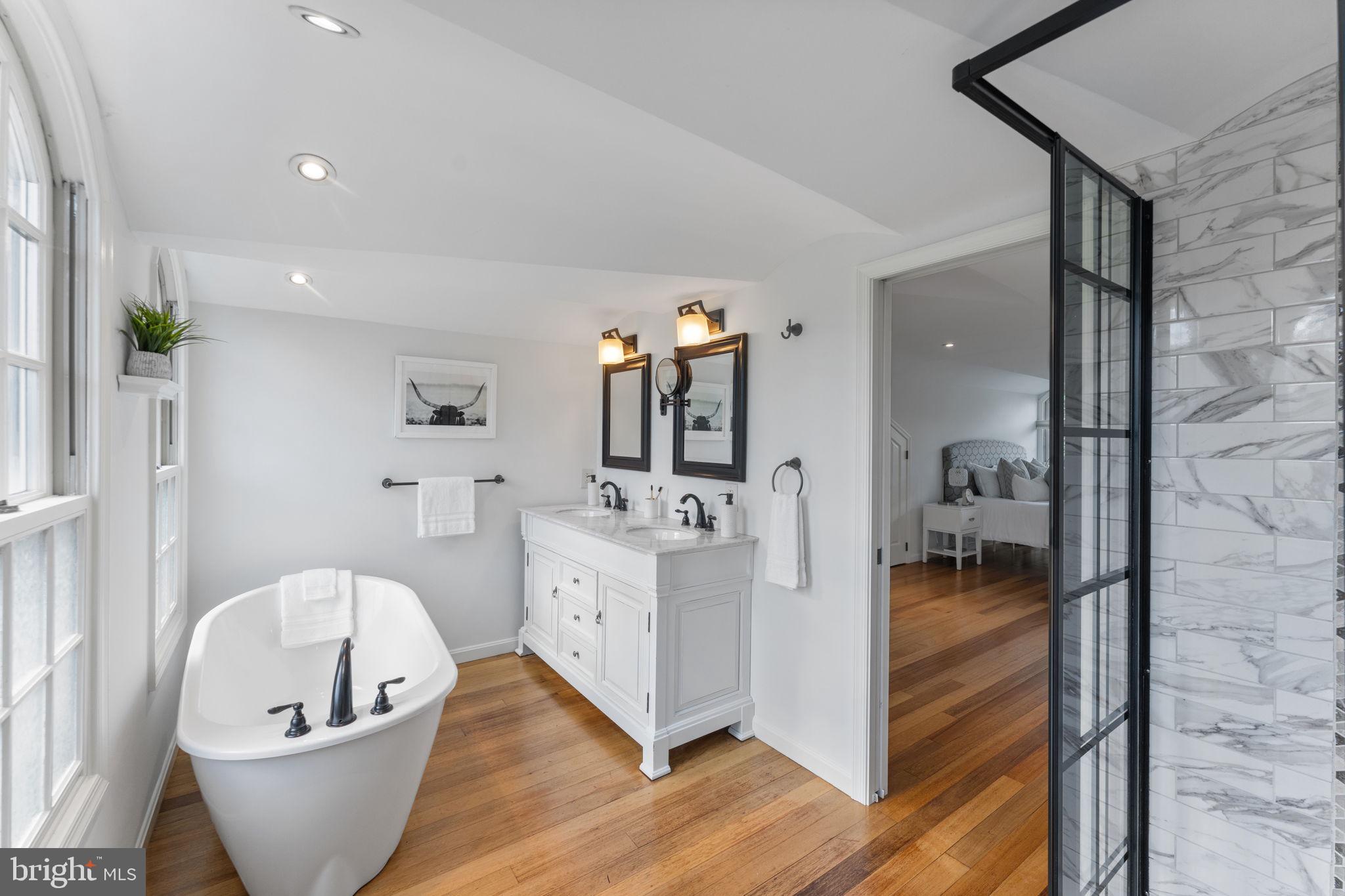 YATES GARDENS - Residential