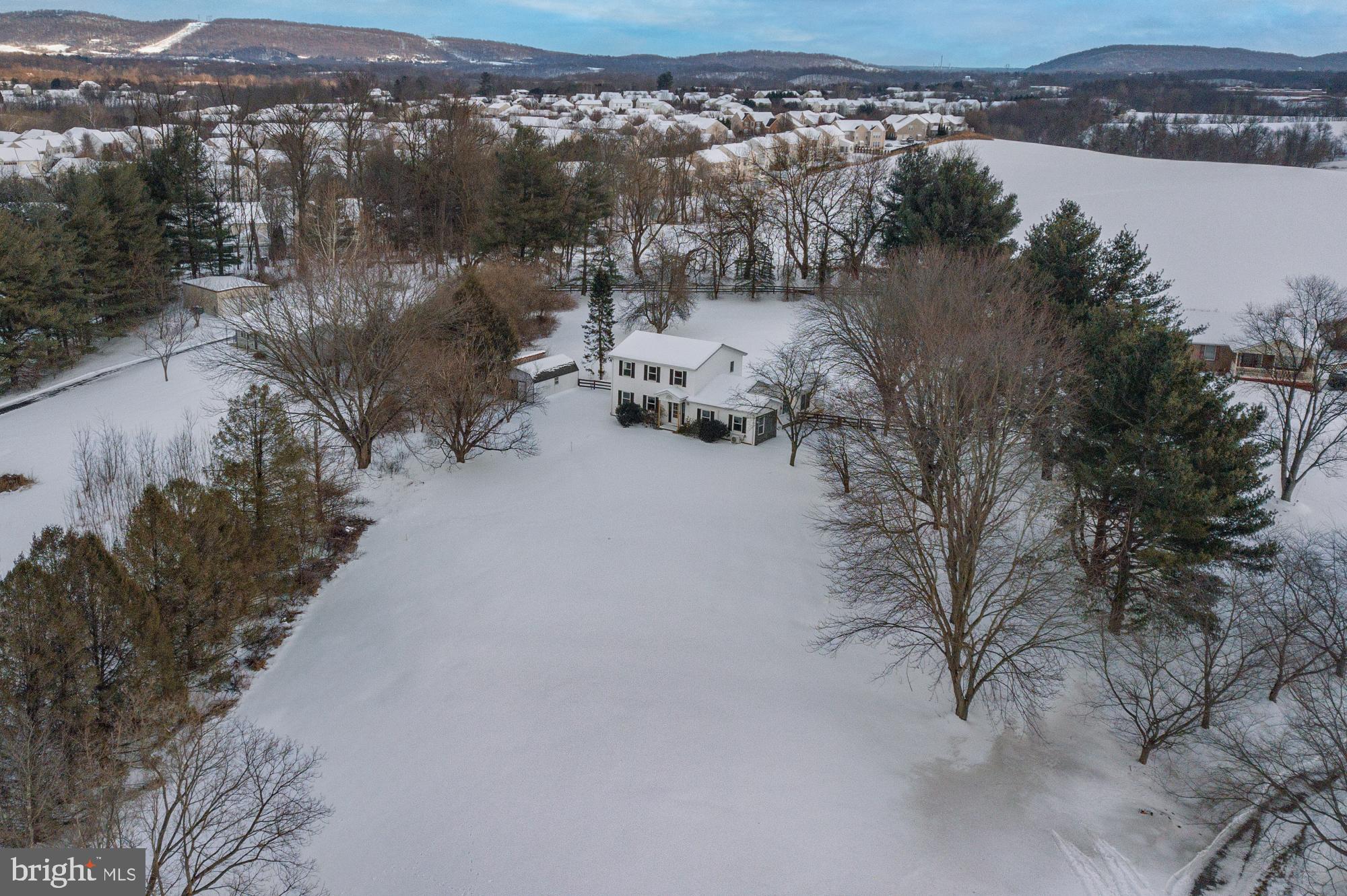 VILLA ESTATES - Residential