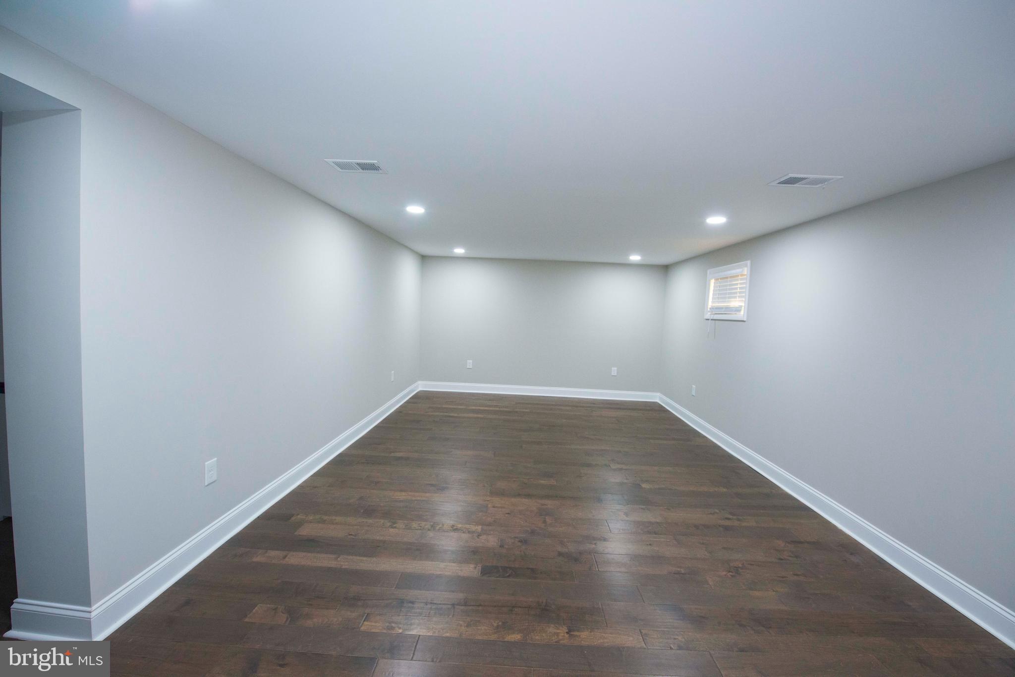 COOL SPRING HEIGHTS - Residential