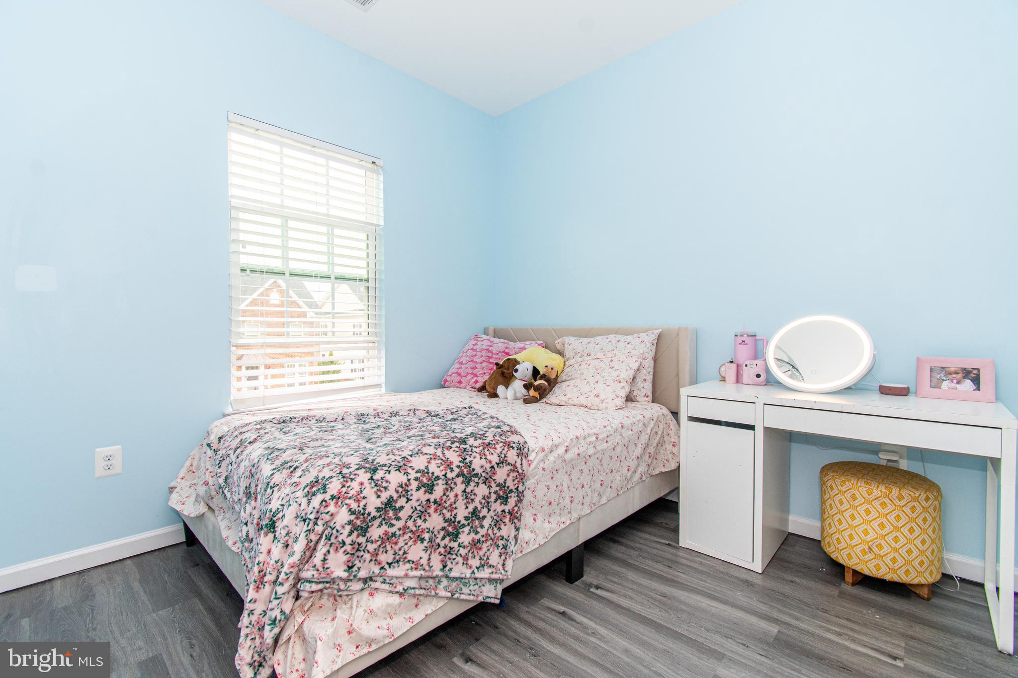 LANDSDALE - Residential Lease