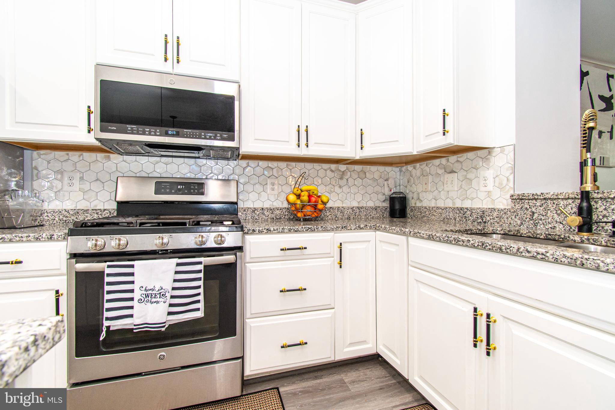 LANDSDALE - Residential Lease