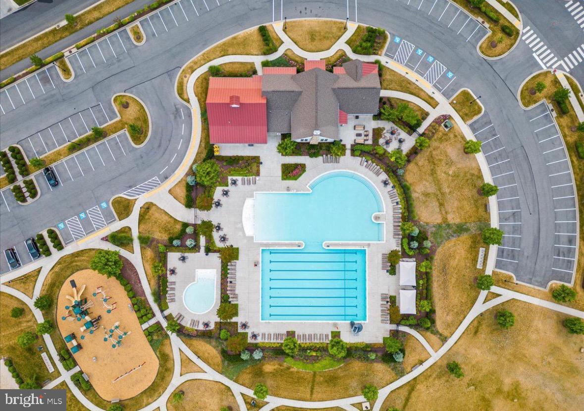 LANDSDALE - Residential Lease