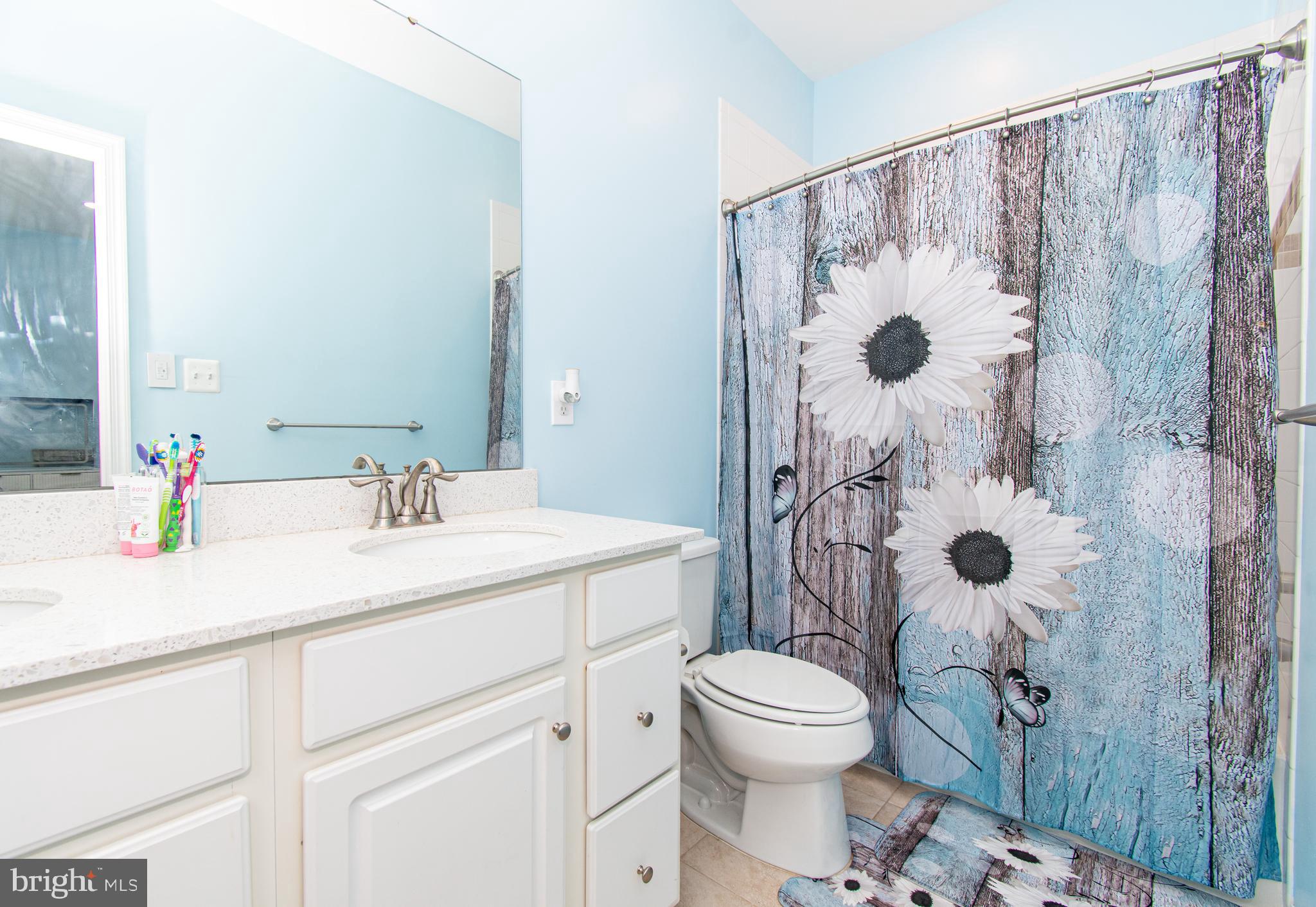 LANDSDALE - Residential Lease