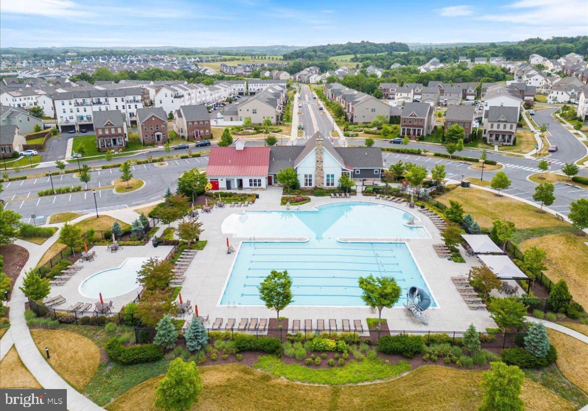 LANDSDALE - Residential Lease