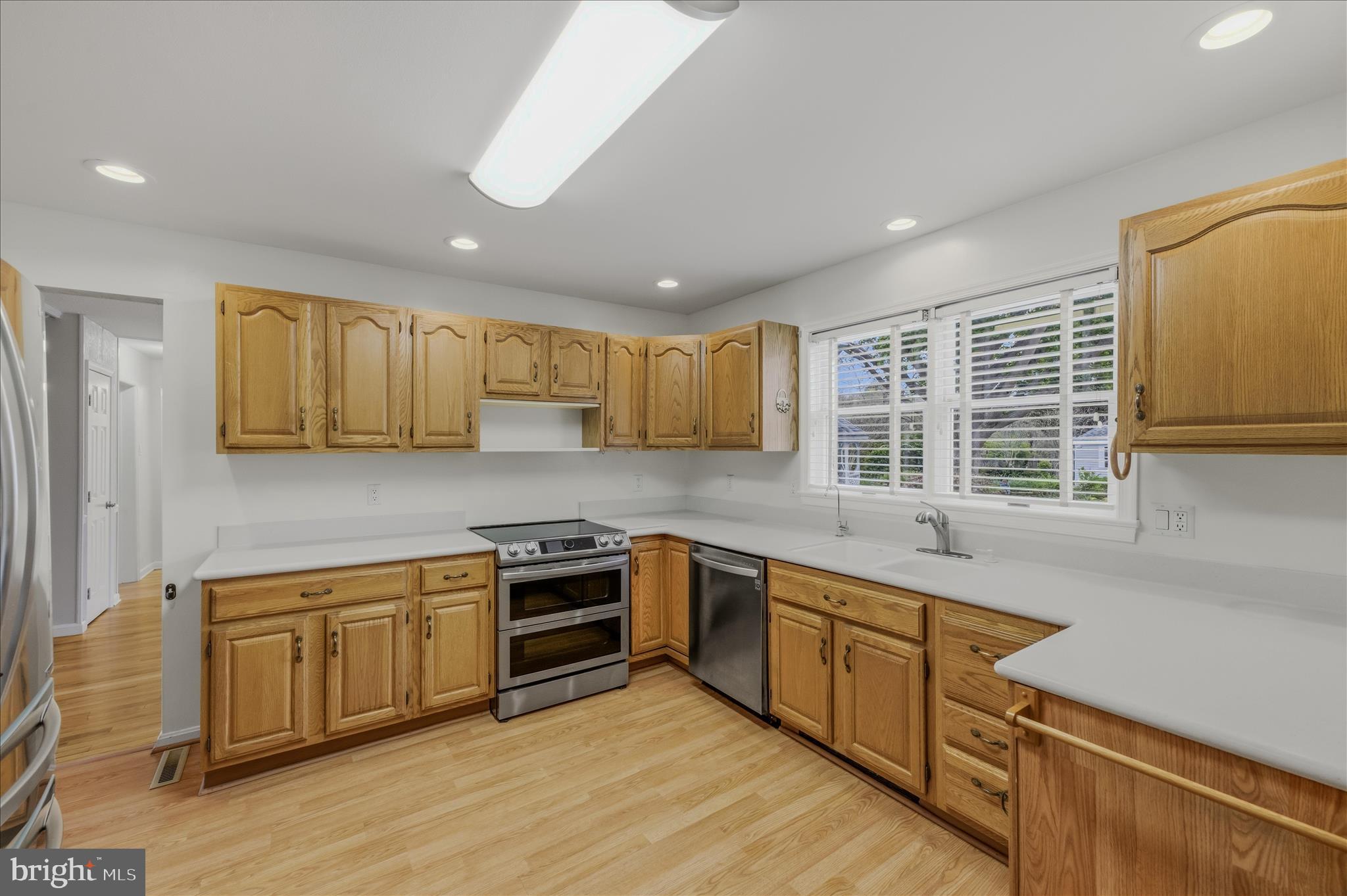 MOUNTAIN BROOK ESTATES - Residential