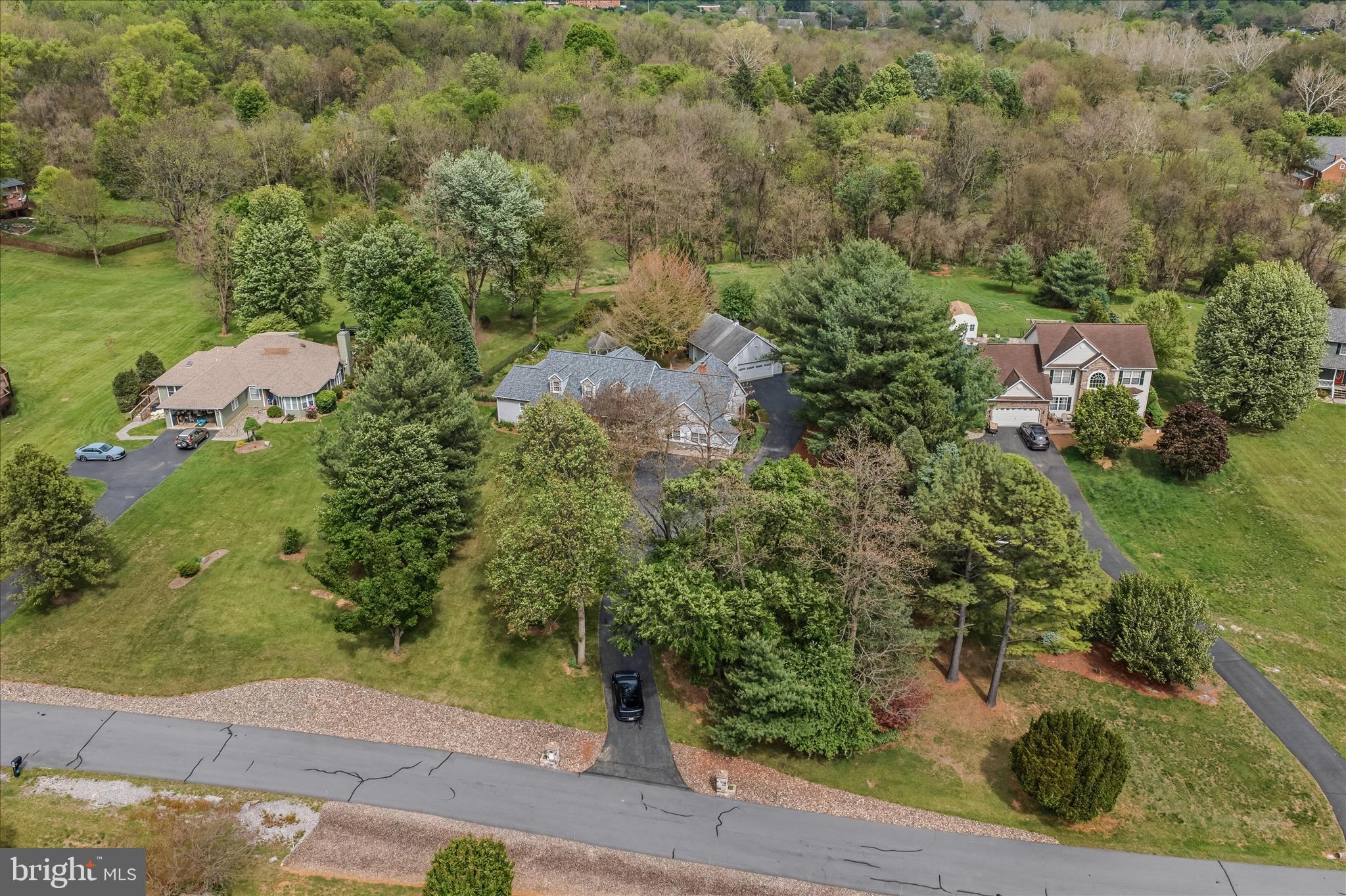 MOUNTAIN BROOK ESTATES - Residential