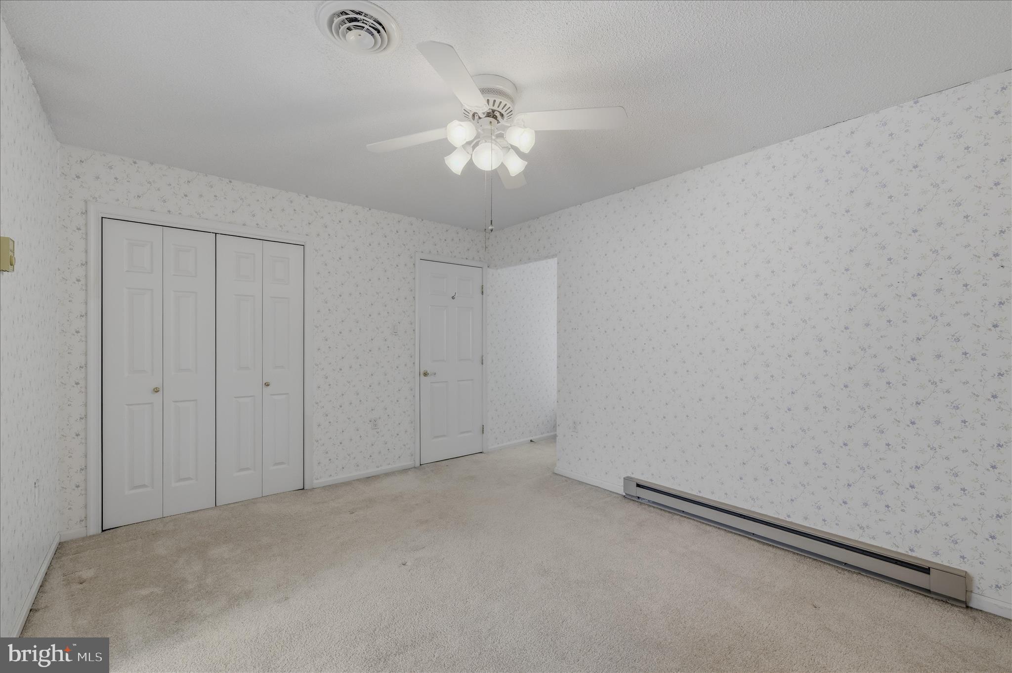 MOUNTAIN BROOK ESTATES - Residential
