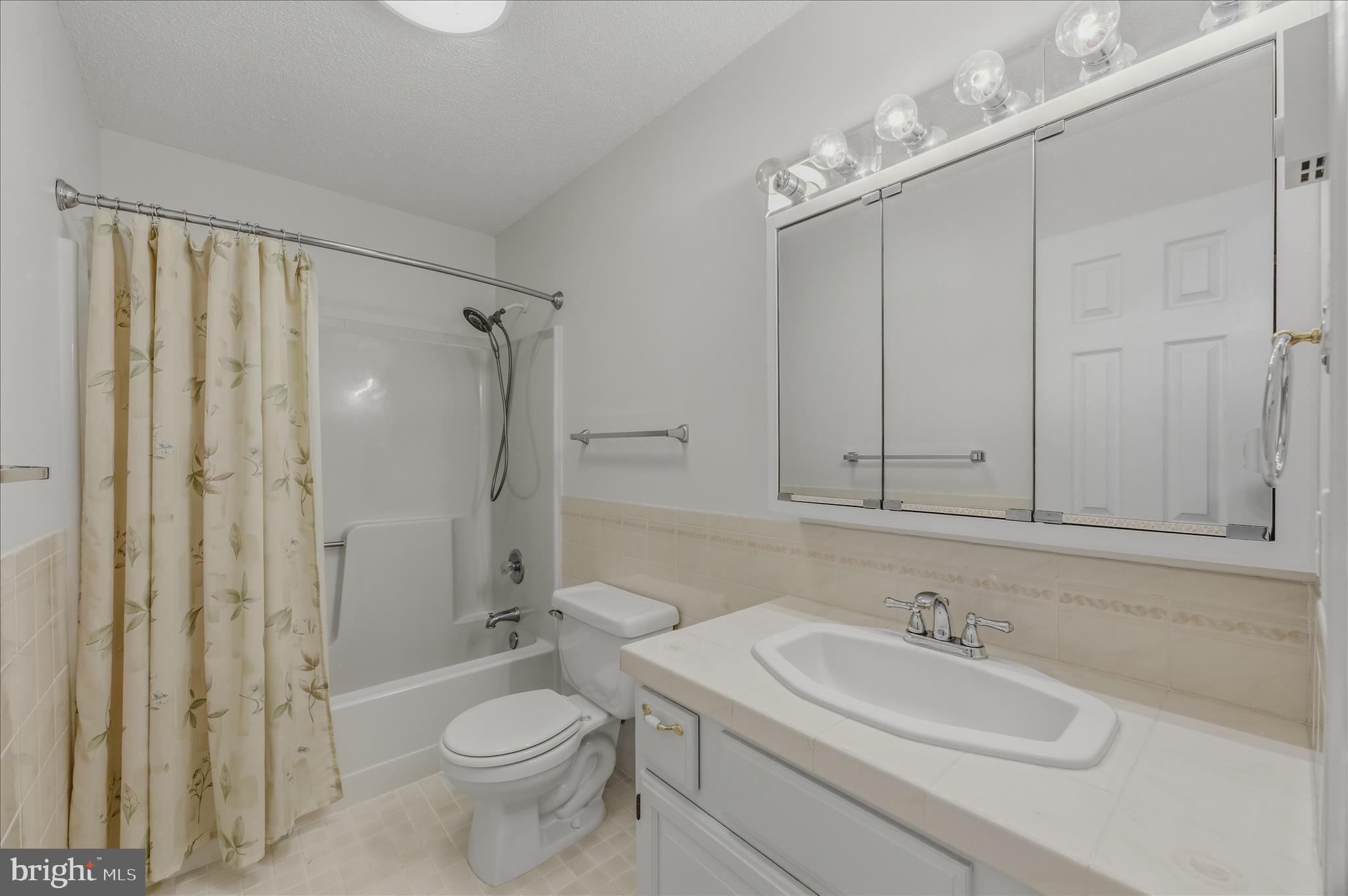 MOUNTAIN BROOK ESTATES - Residential