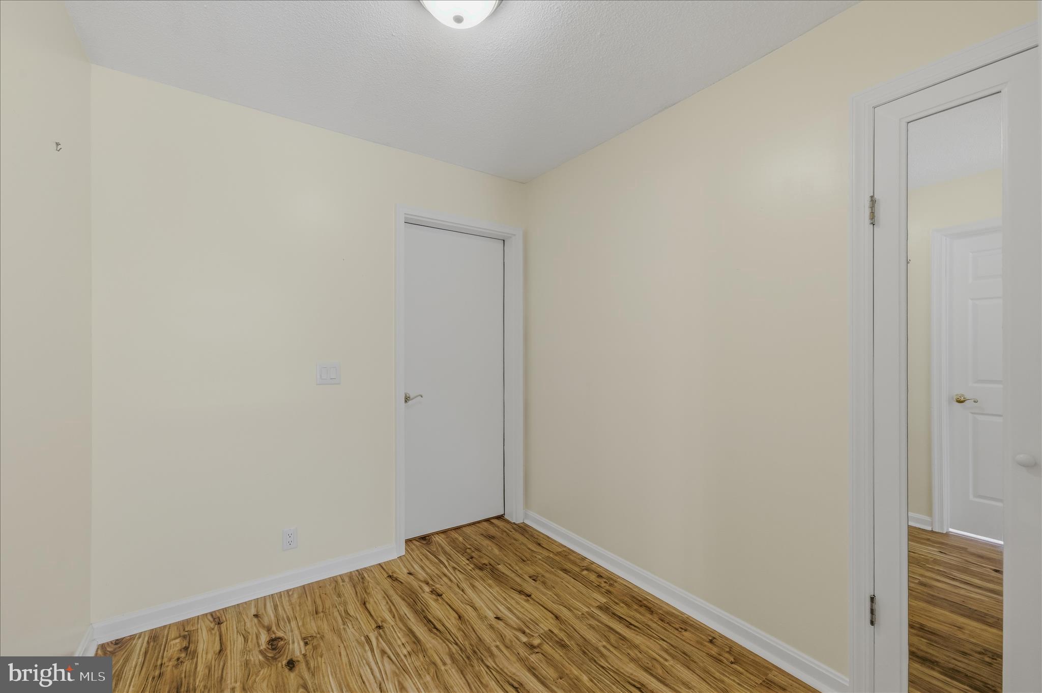 MOUNTAIN BROOK ESTATES - Residential