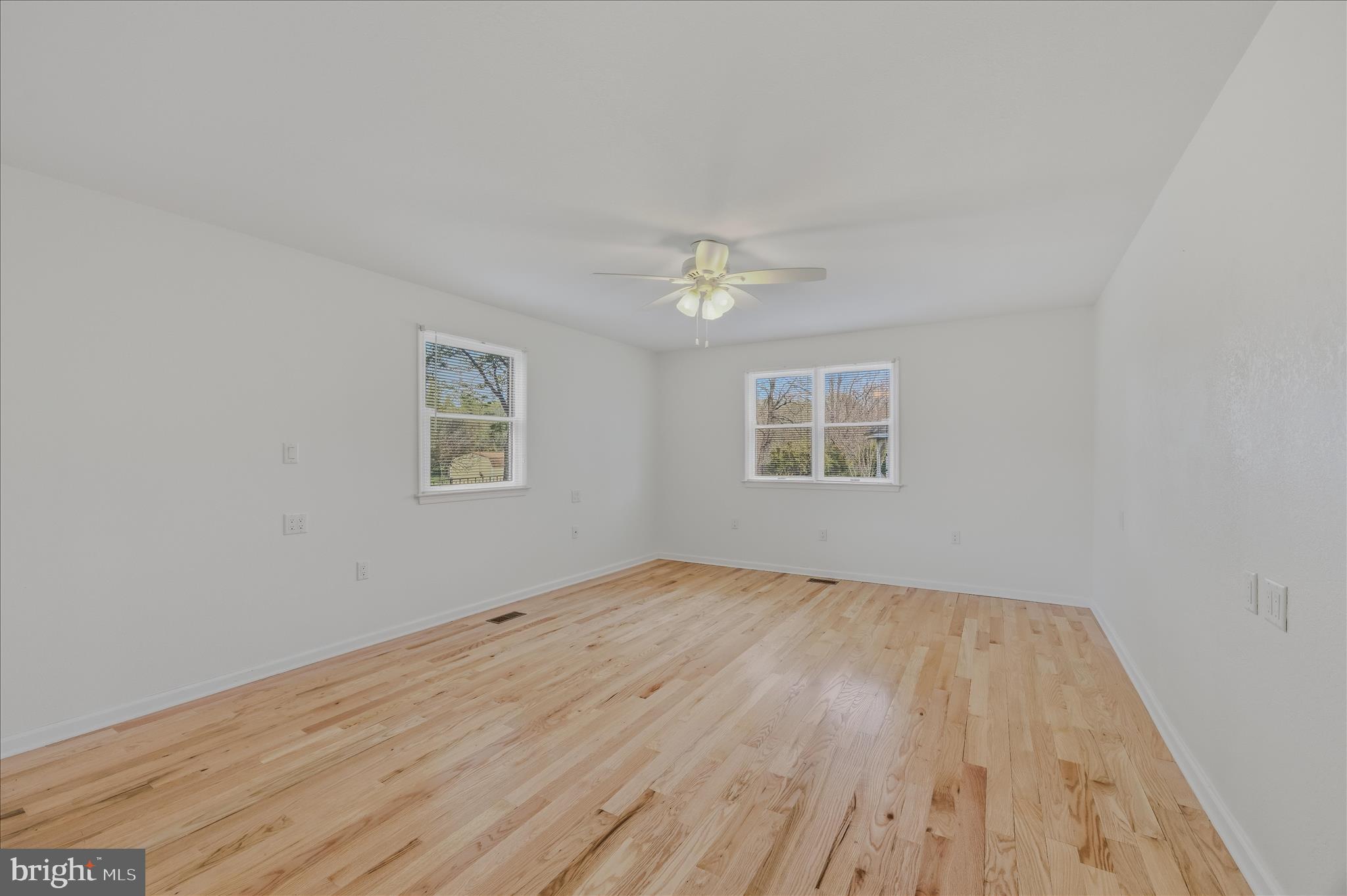 MOUNTAIN BROOK ESTATES - Residential
