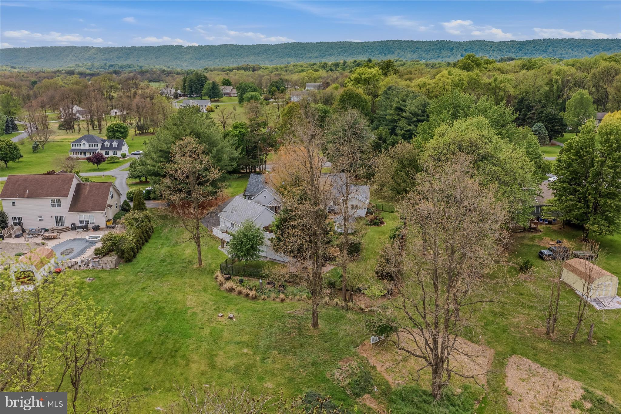 MOUNTAIN BROOK ESTATES - Residential