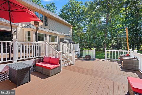 Homes For Sale - 7912 Wingate Drive<br/> GLENN DALE, MD 20769