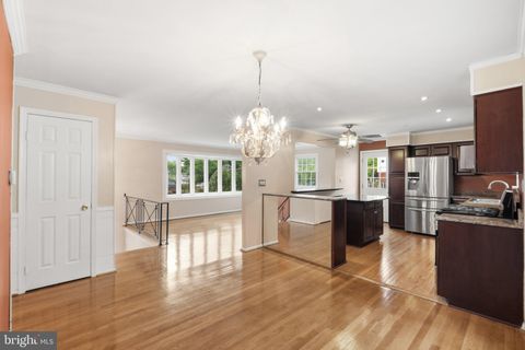 Tiny photo for 33 Bannington Drive, UPPER MARLBORO, MD 20774 (MLS # MDPG2203526)