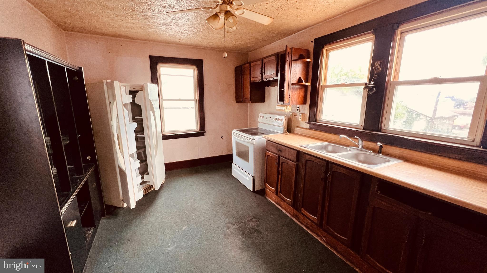 HIGHLAND - Residential