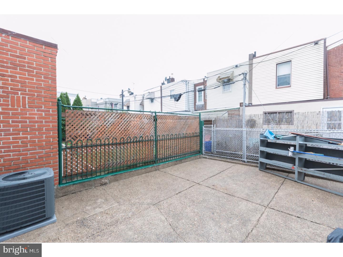PORT RICHMOND - Residential