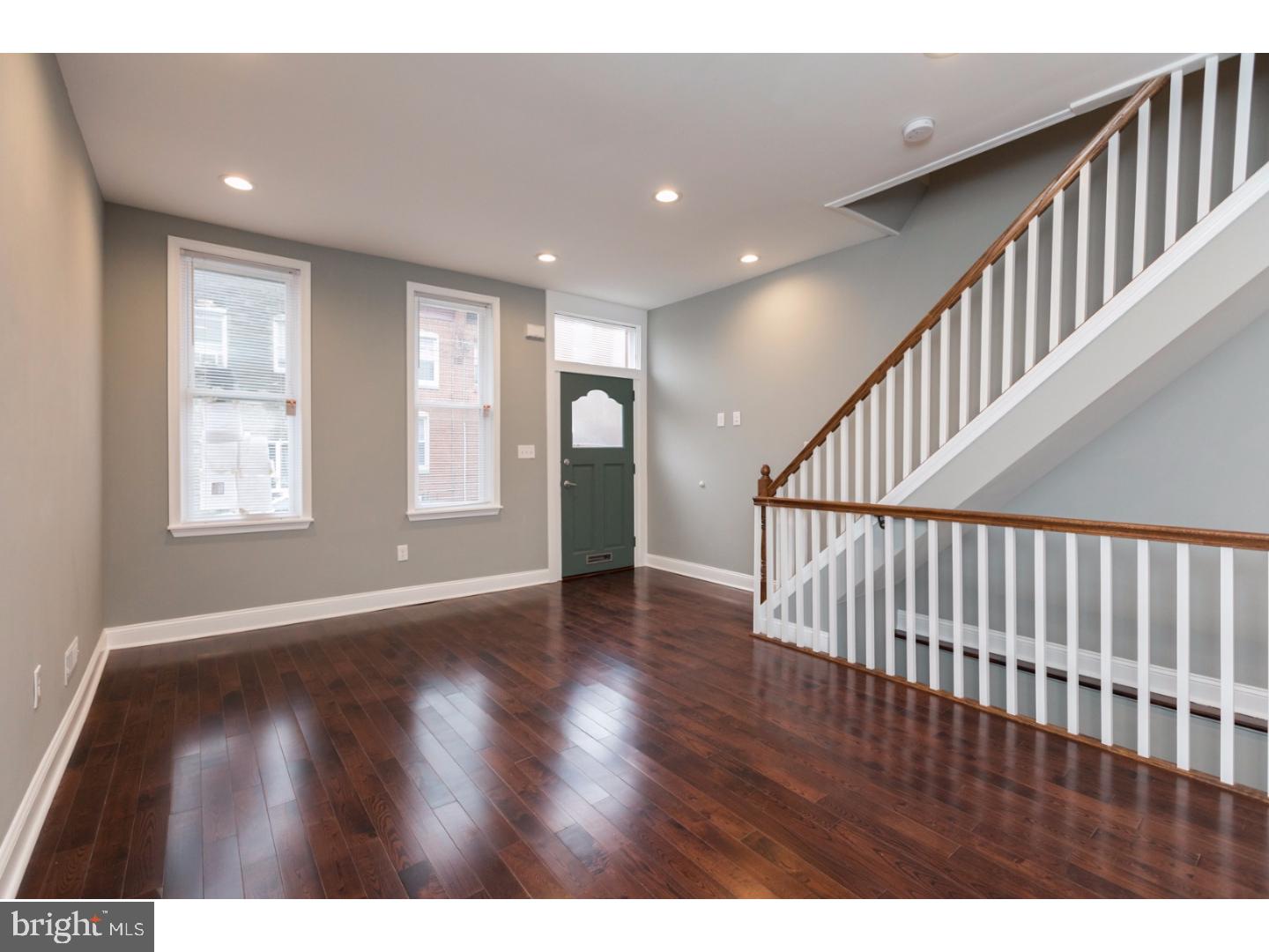 PORT RICHMOND - Residential