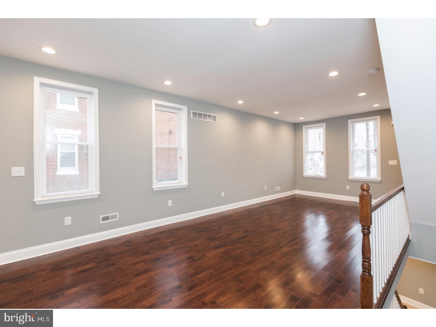 PORT RICHMOND - Residential