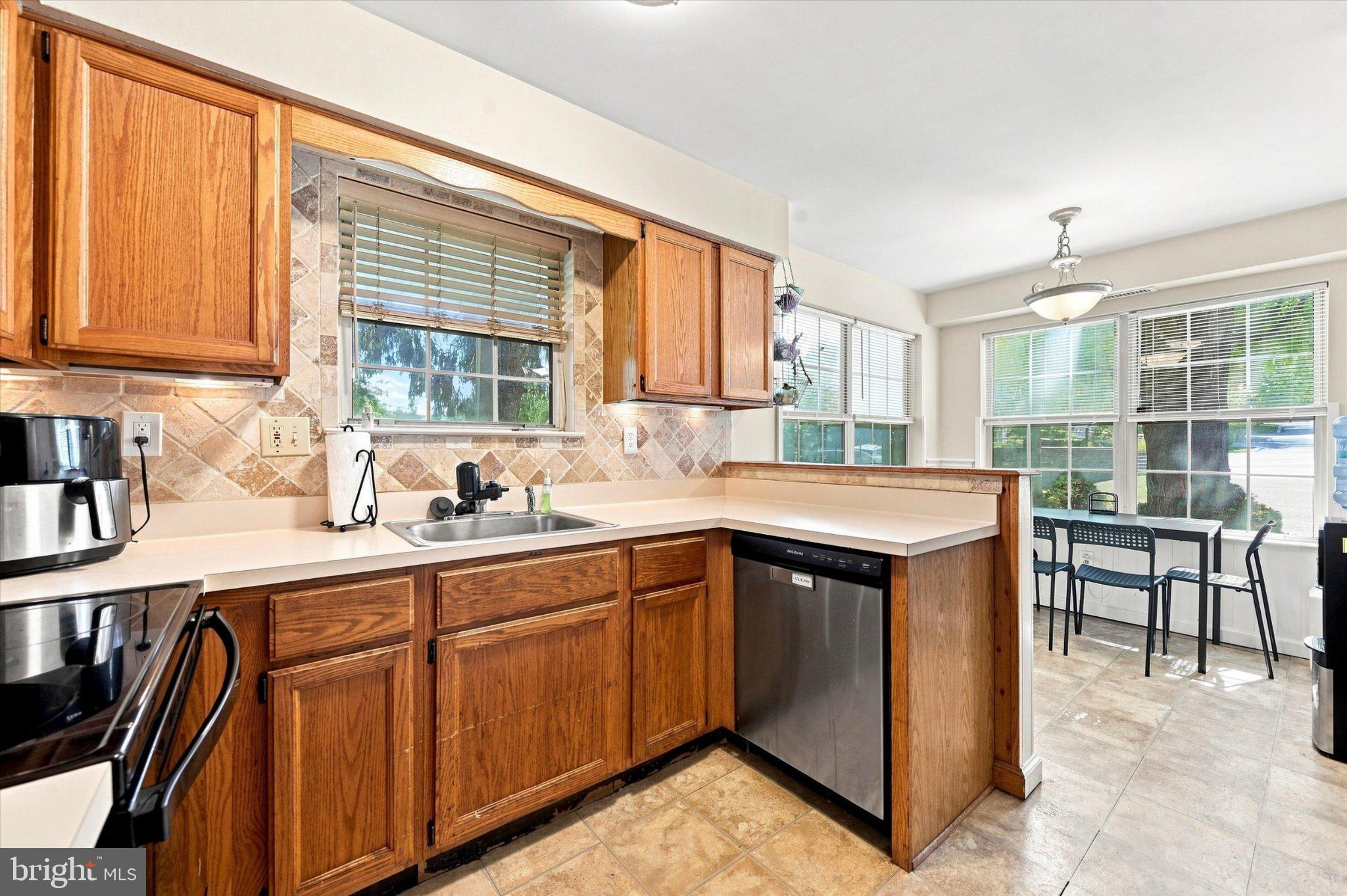 351 DANBURY LANE