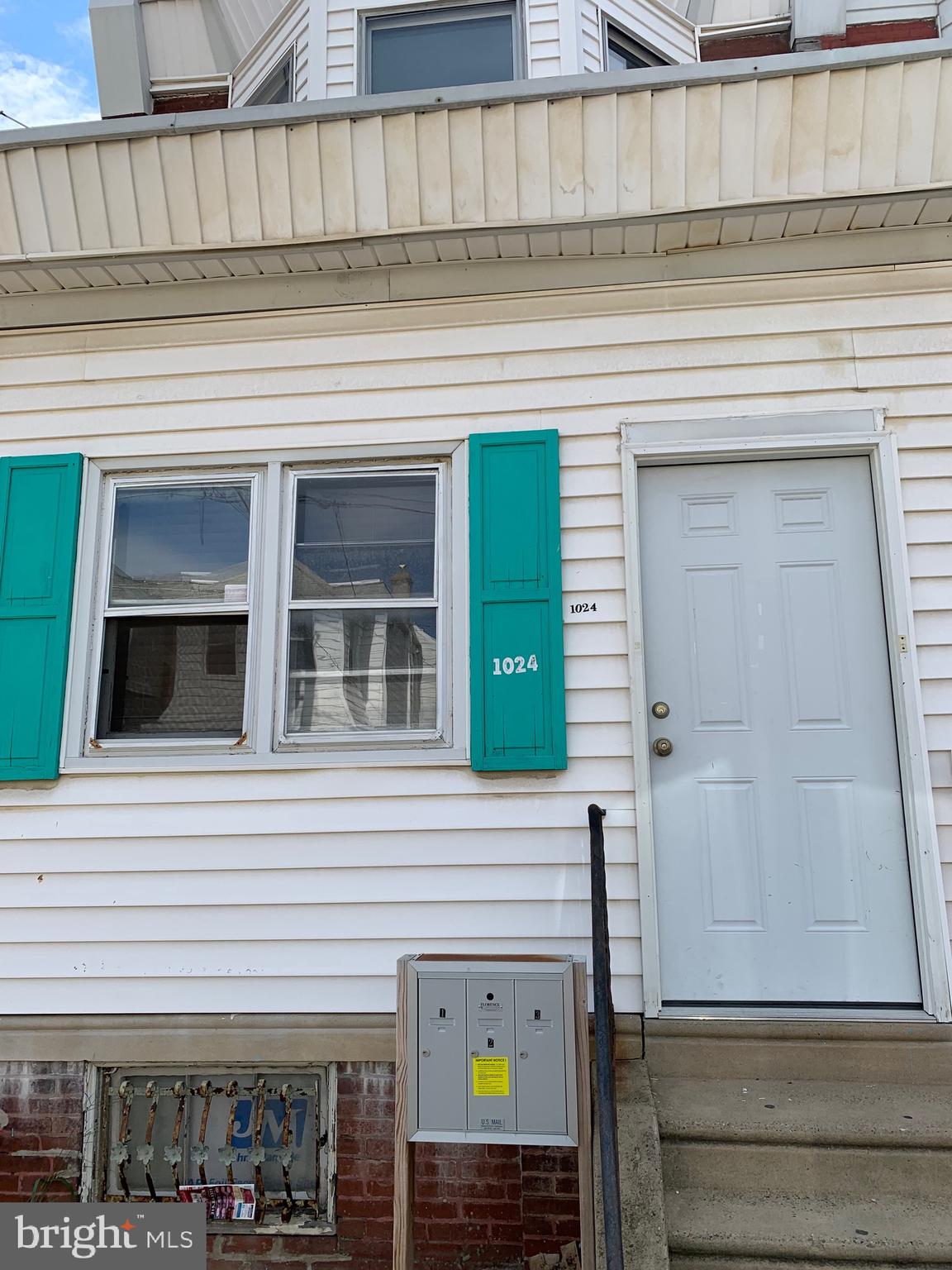 PHILADELPHIA (NORTHEAST) - Residential Lease