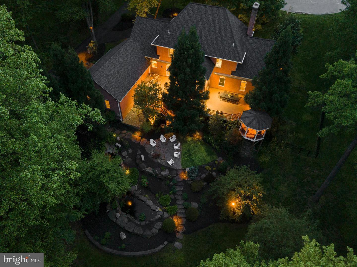 PADONIA WOODS - Residential Lease