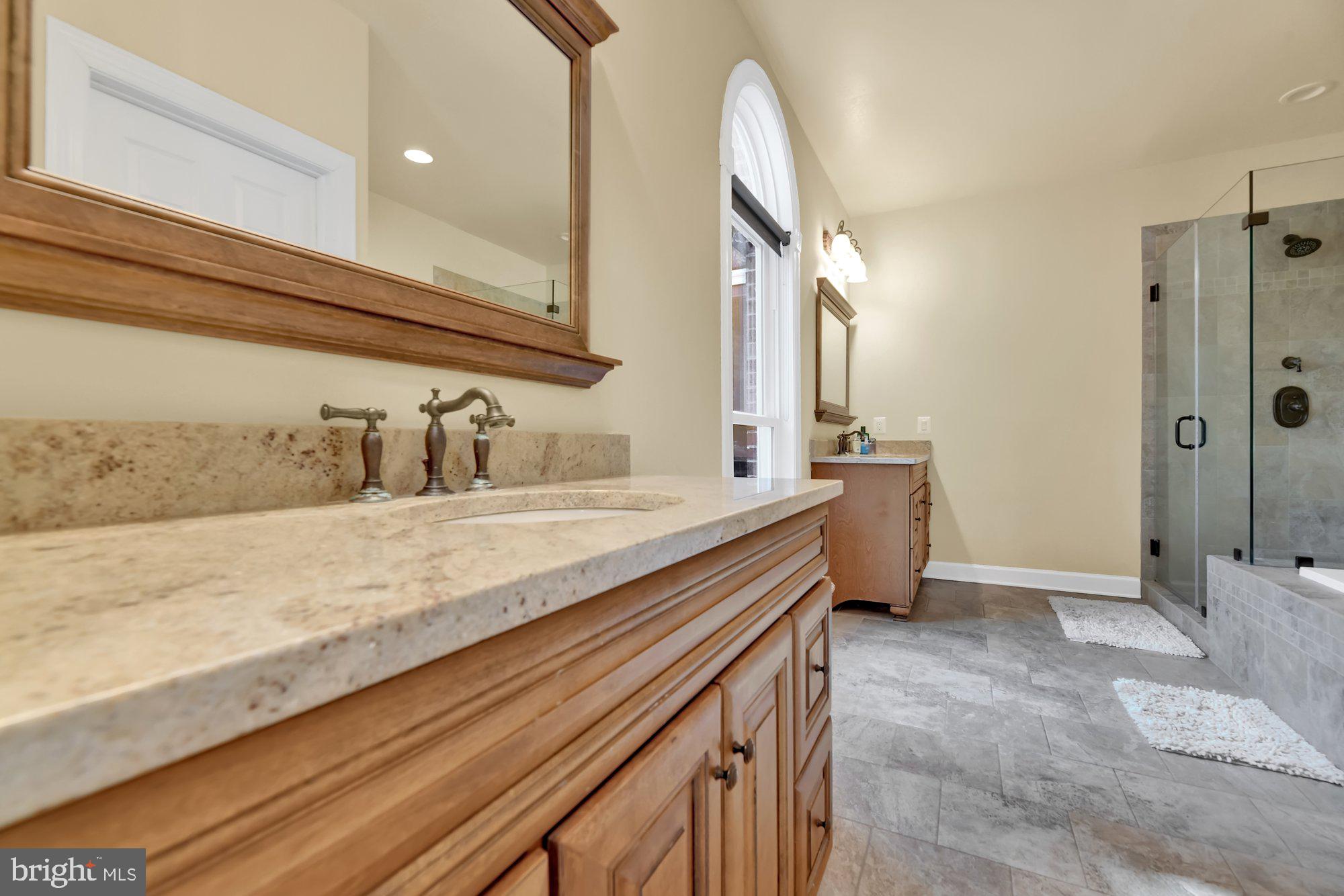 PADONIA WOODS - Residential Lease