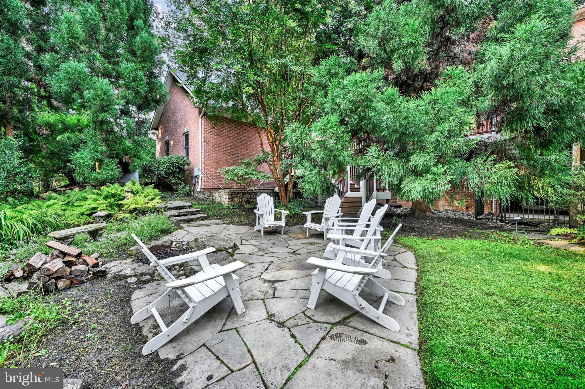 PADONIA WOODS - Residential Lease