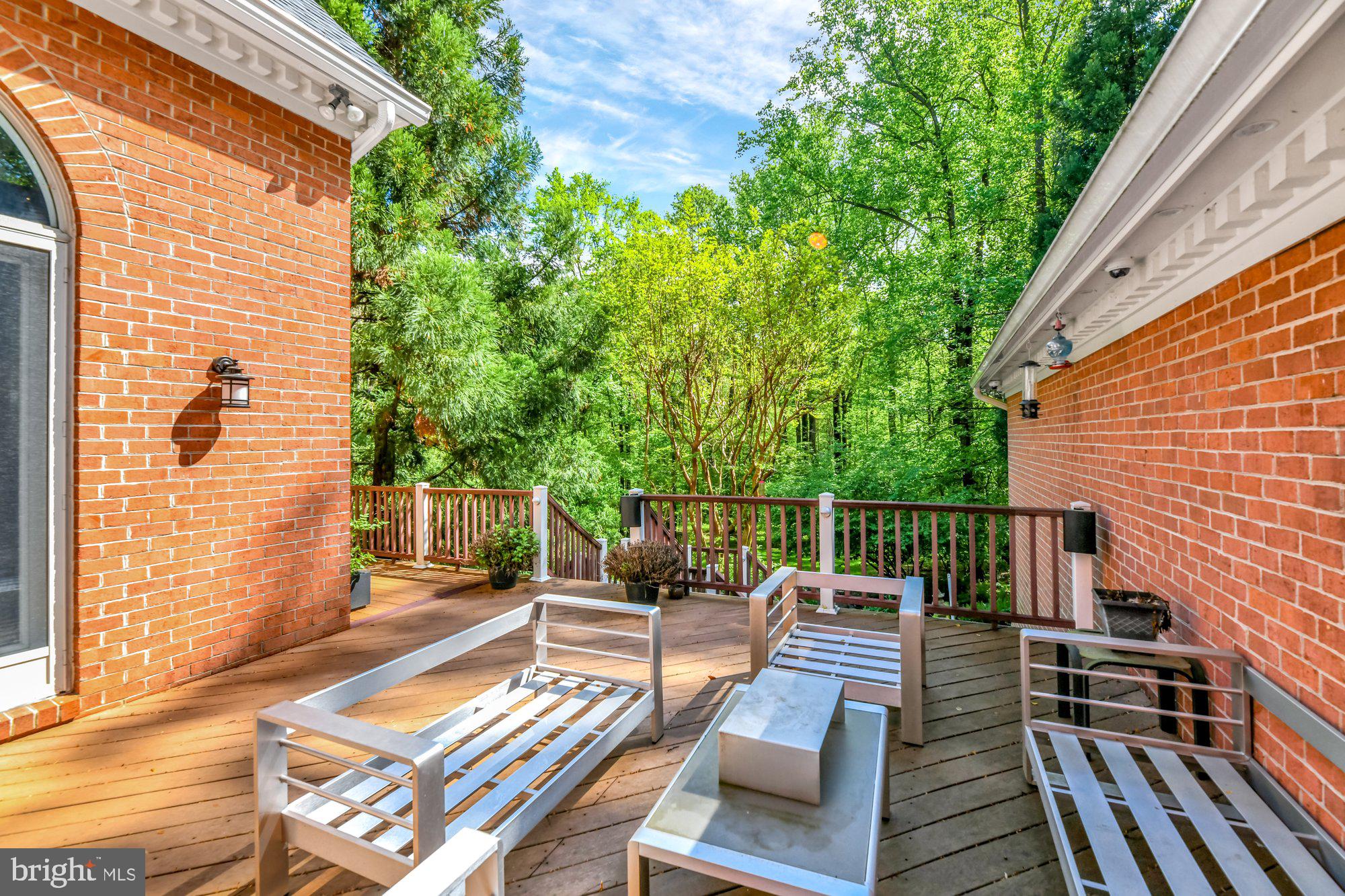 PADONIA WOODS - Residential Lease