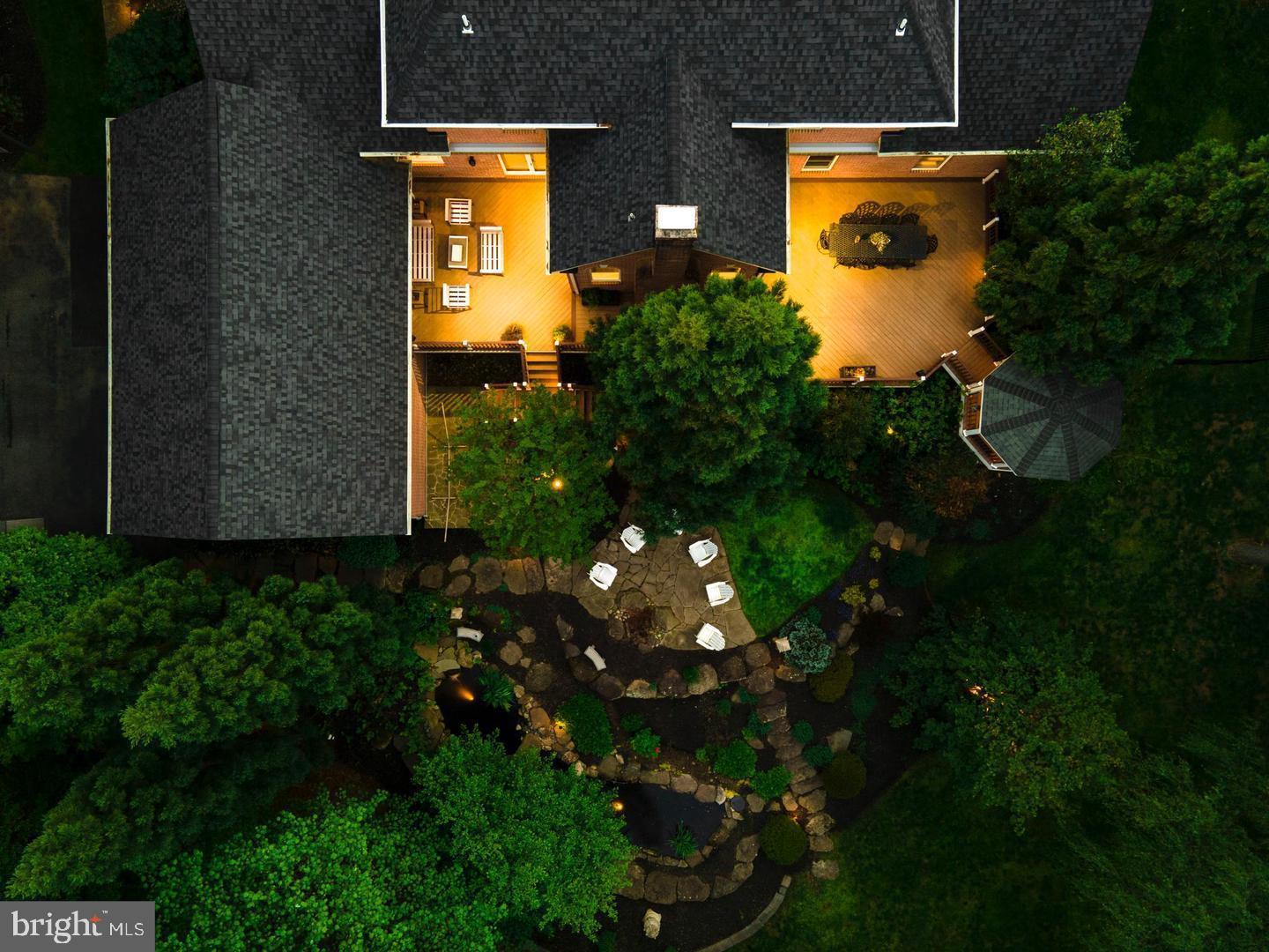 PADONIA WOODS - Residential Lease