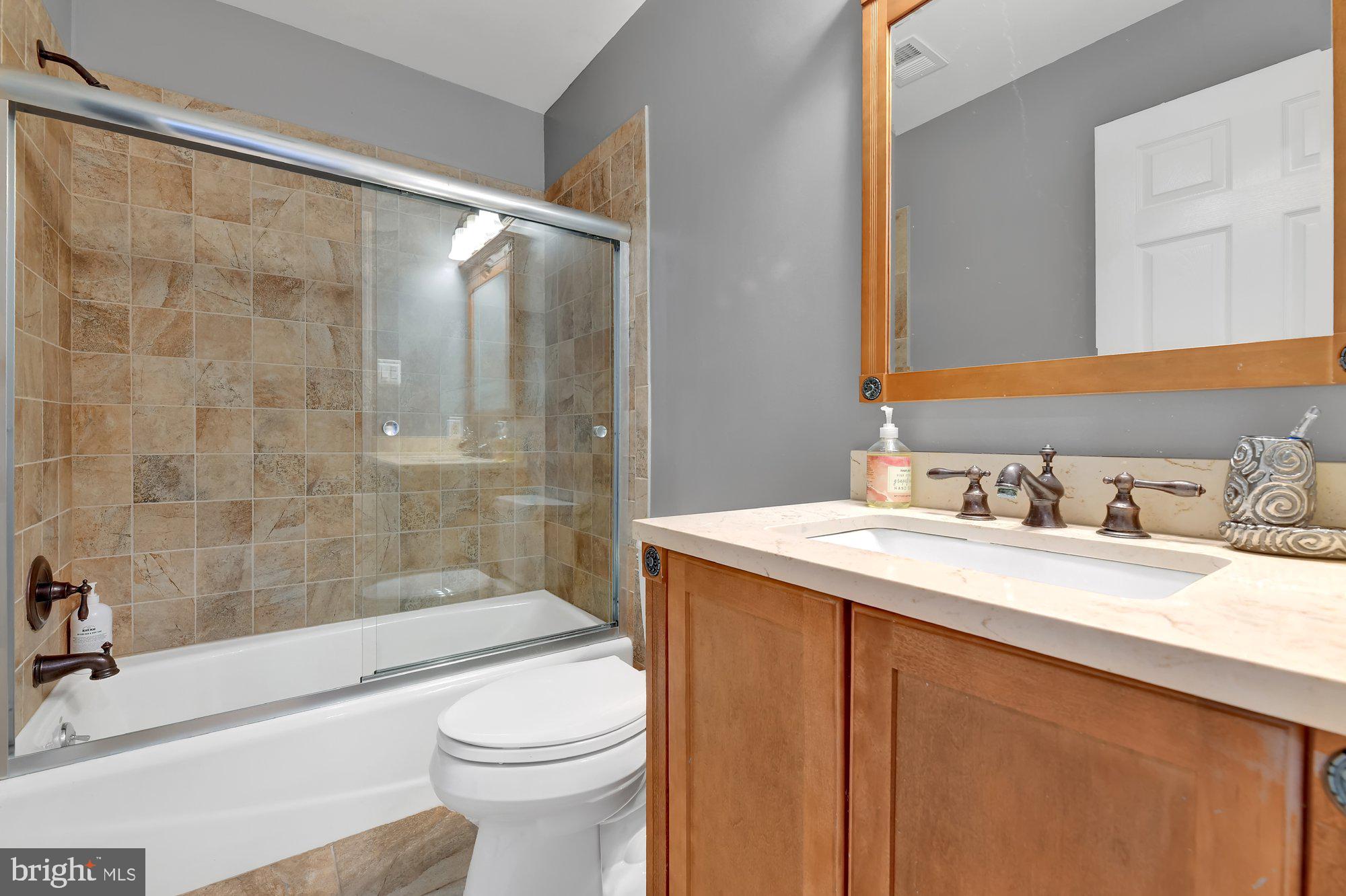 PADONIA WOODS - Residential Lease