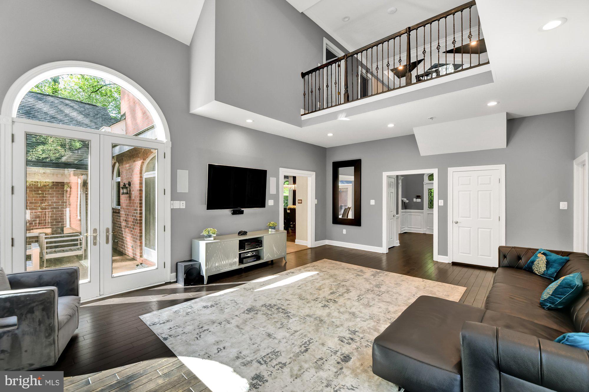 PADONIA WOODS - Residential Lease