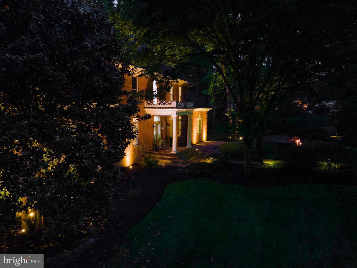 PADONIA WOODS - Residential Lease