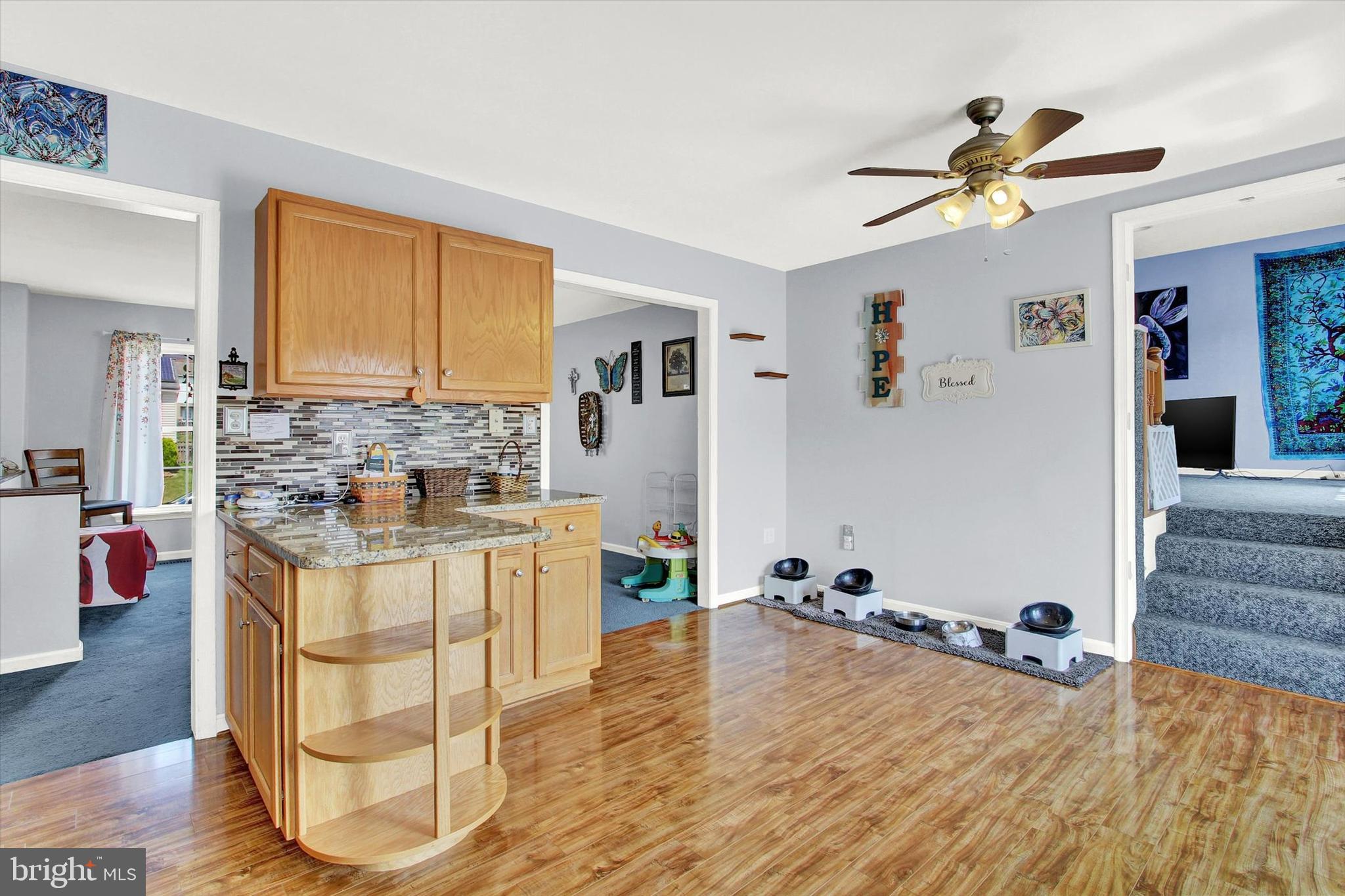 WHISPERING HILLS - Residential