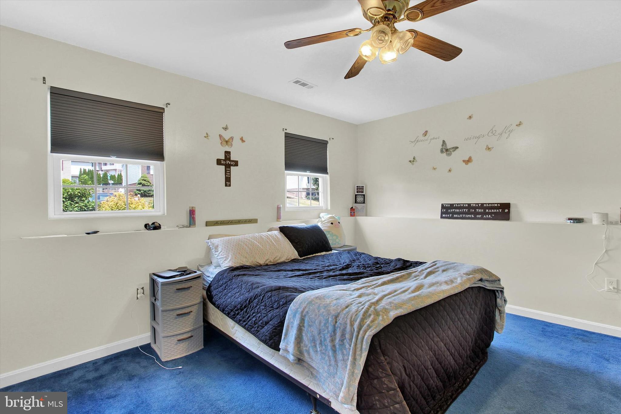 WHISPERING HILLS - Residential