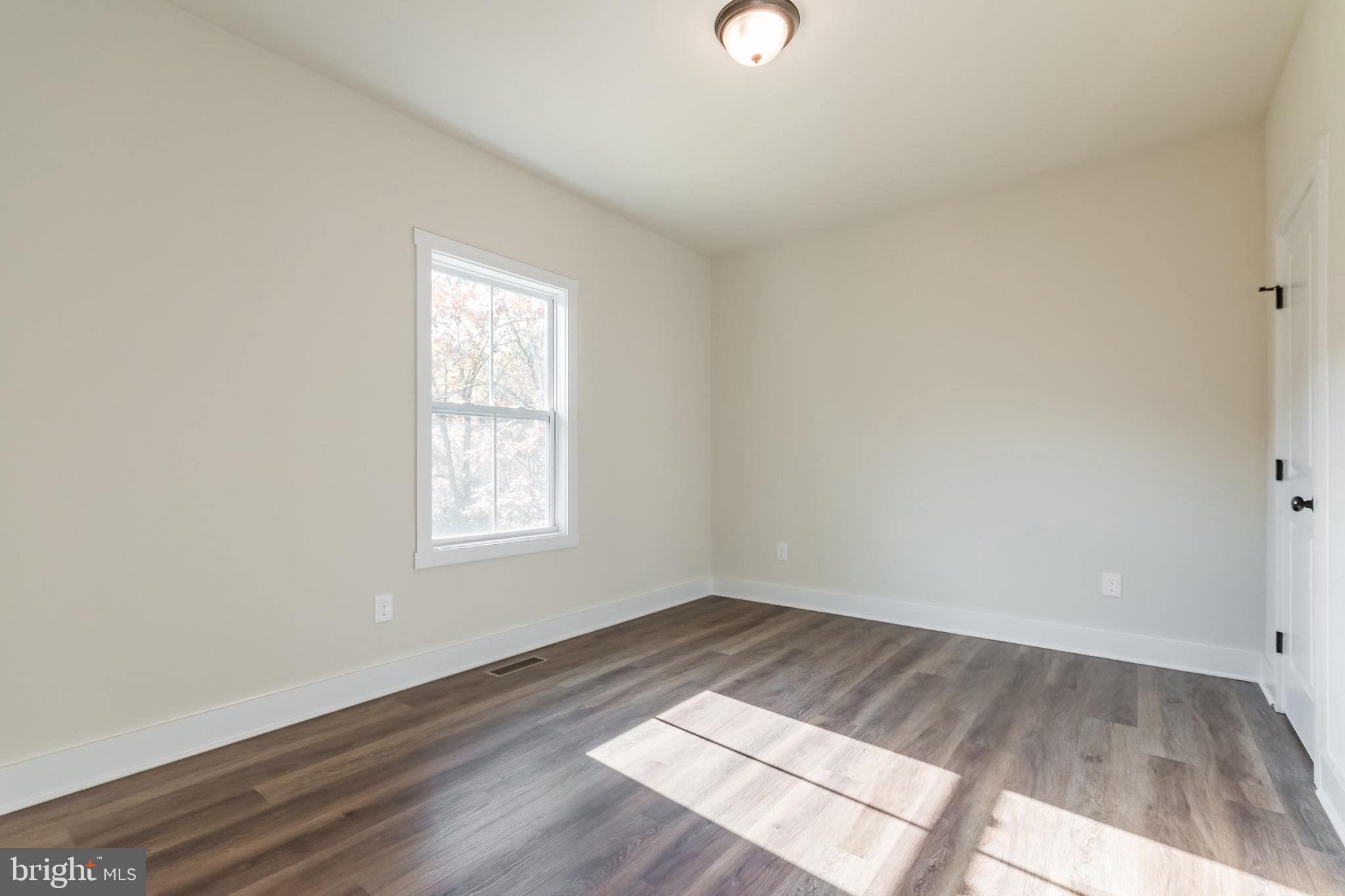 SHANNONDALE - Residential