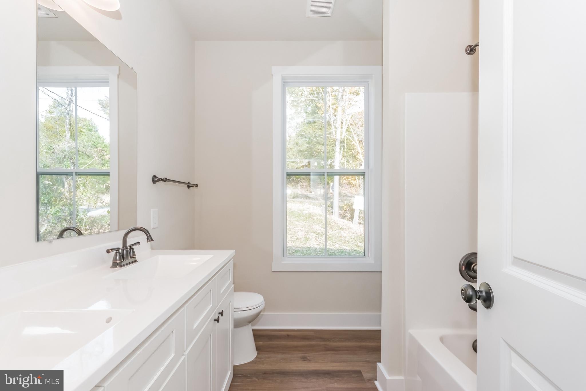 SHANNONDALE - Residential