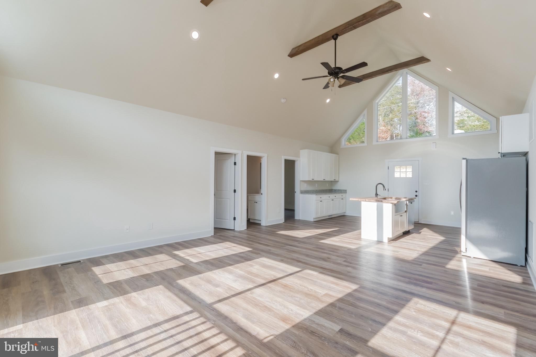 SHANNONDALE - Residential