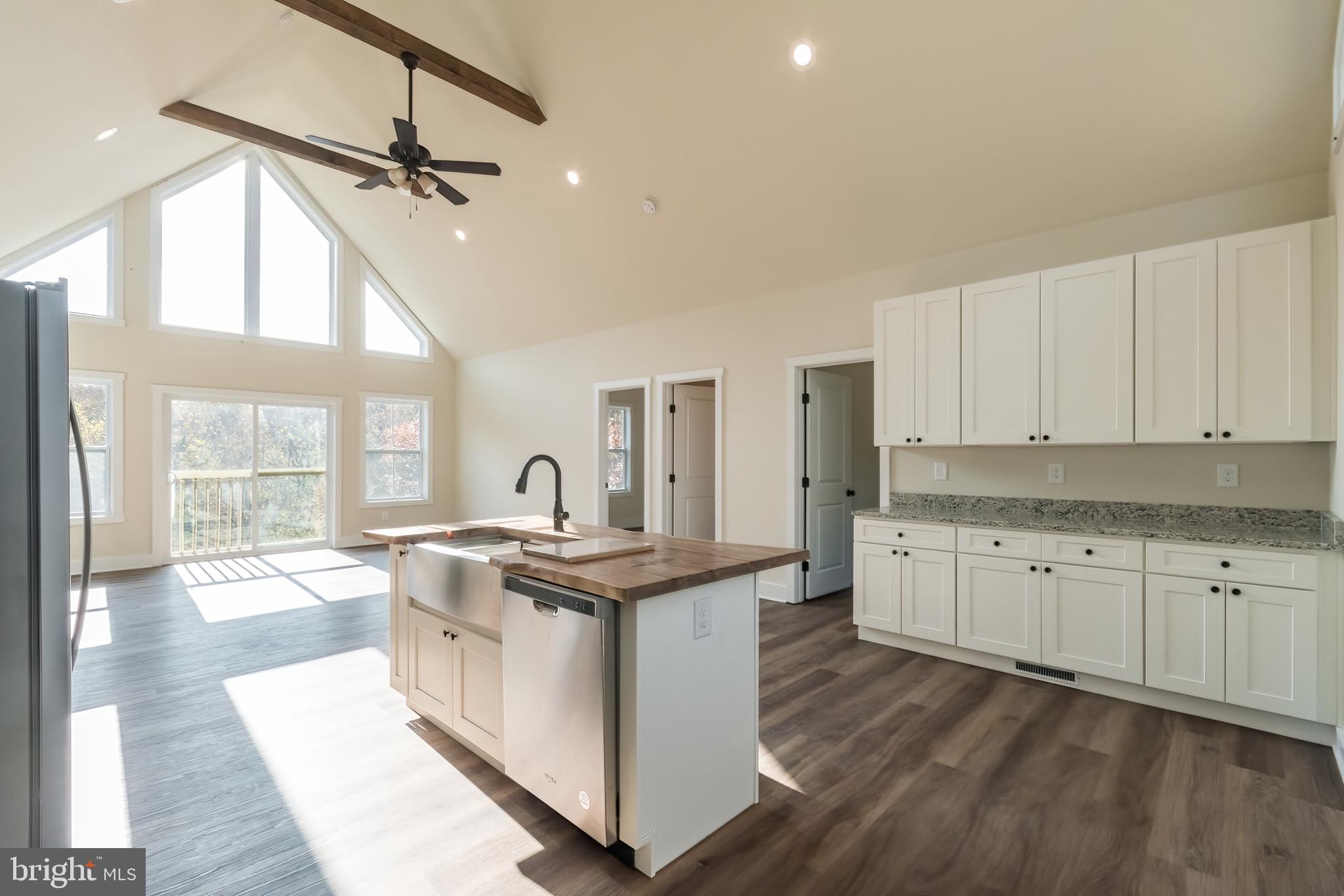 SHANNONDALE - Residential