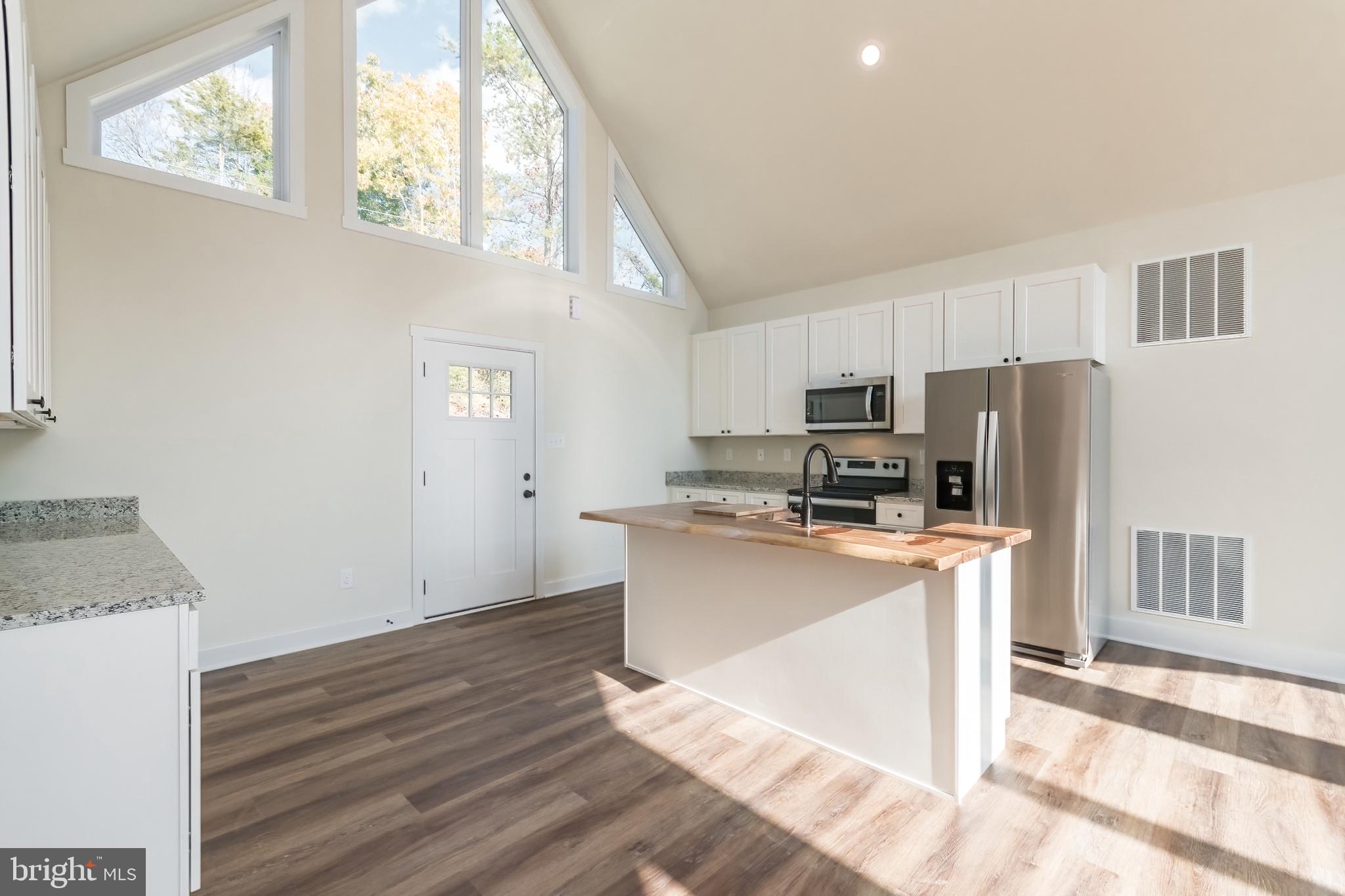 SHANNONDALE - Residential