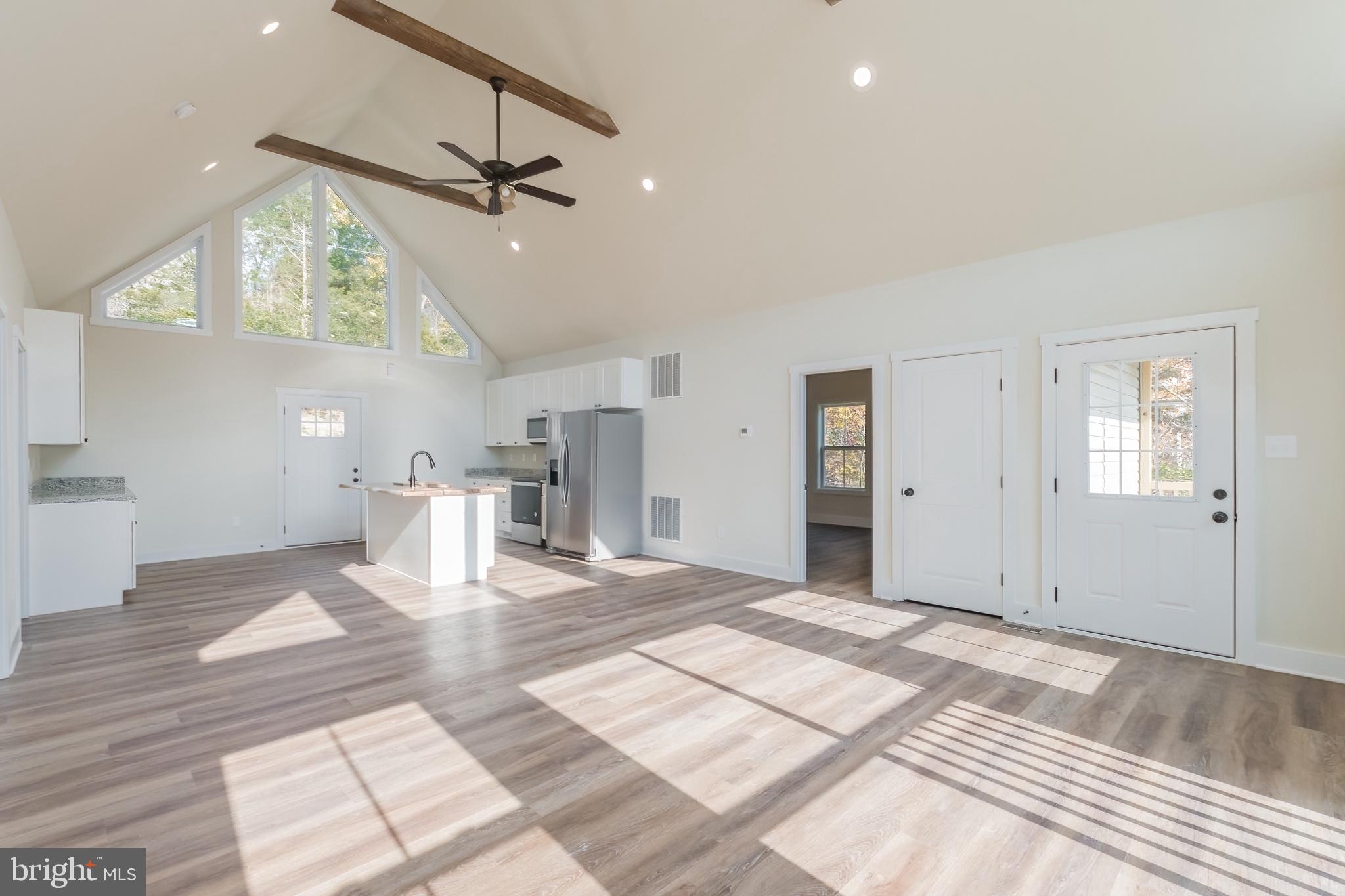 SHANNONDALE - Residential