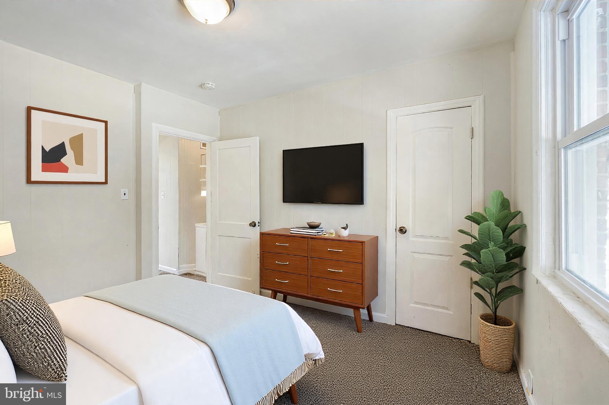 GWEYN FALLS - Residential