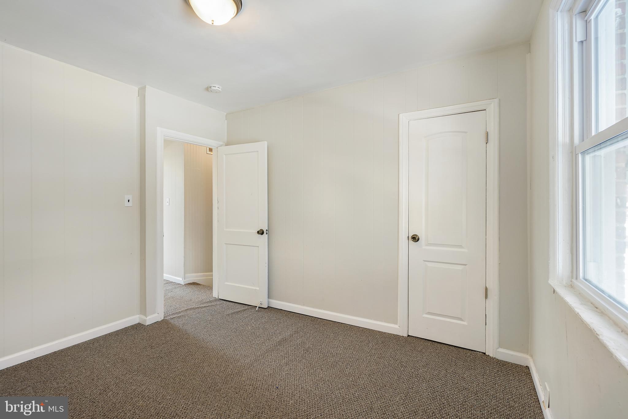 GWEYN FALLS - Residential